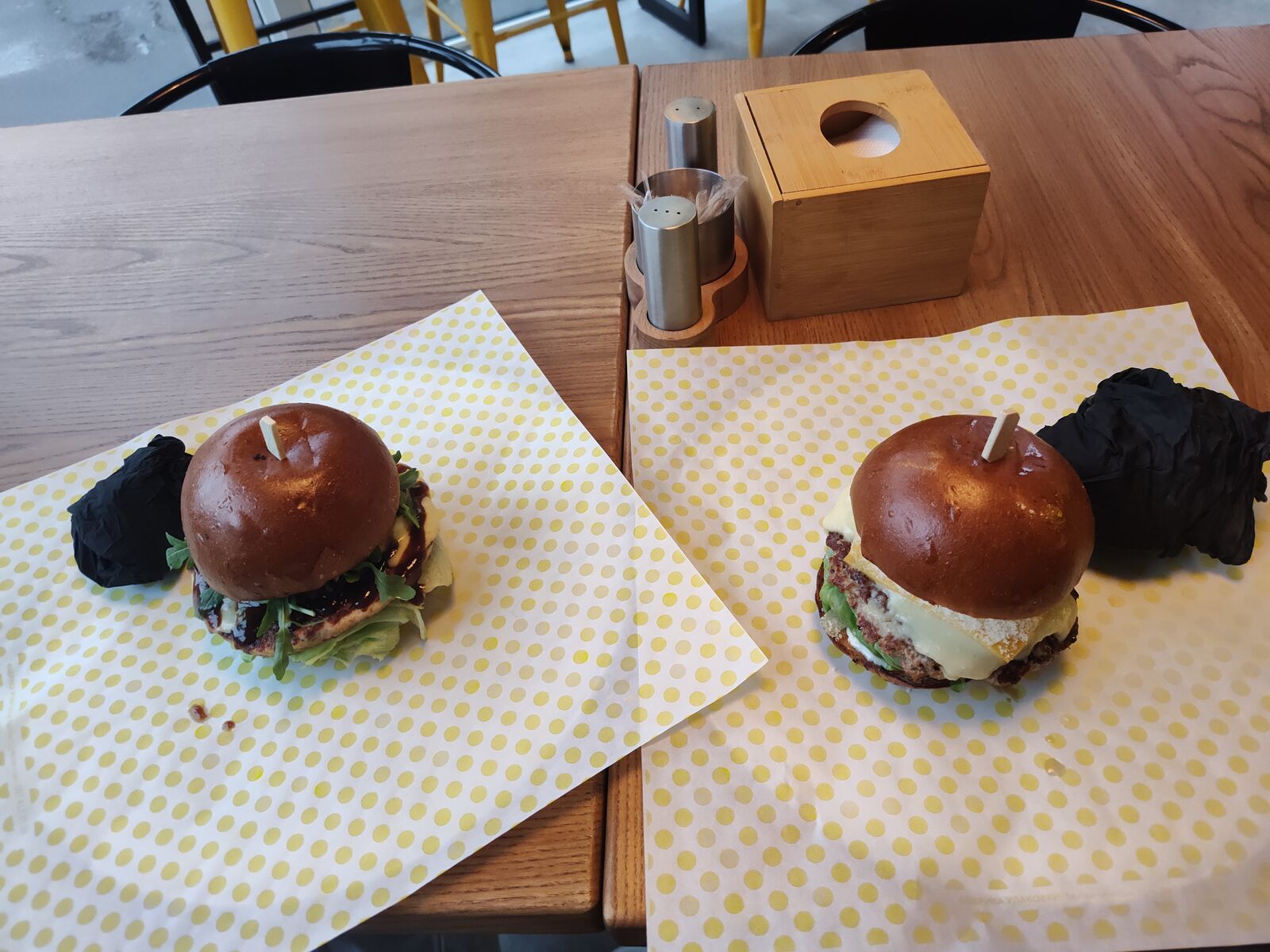 GO BURGER image 6
