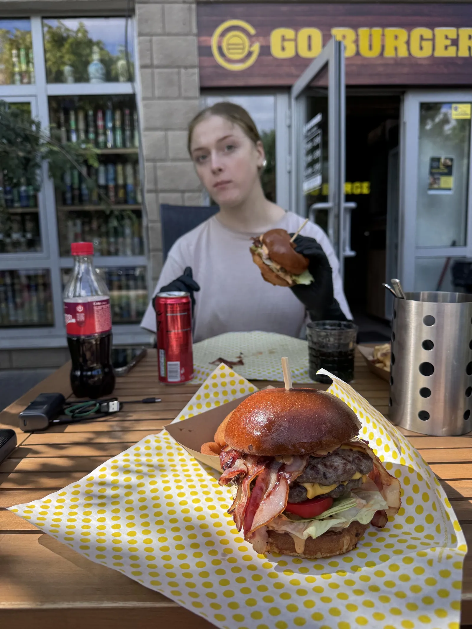 GO Burger image 3
