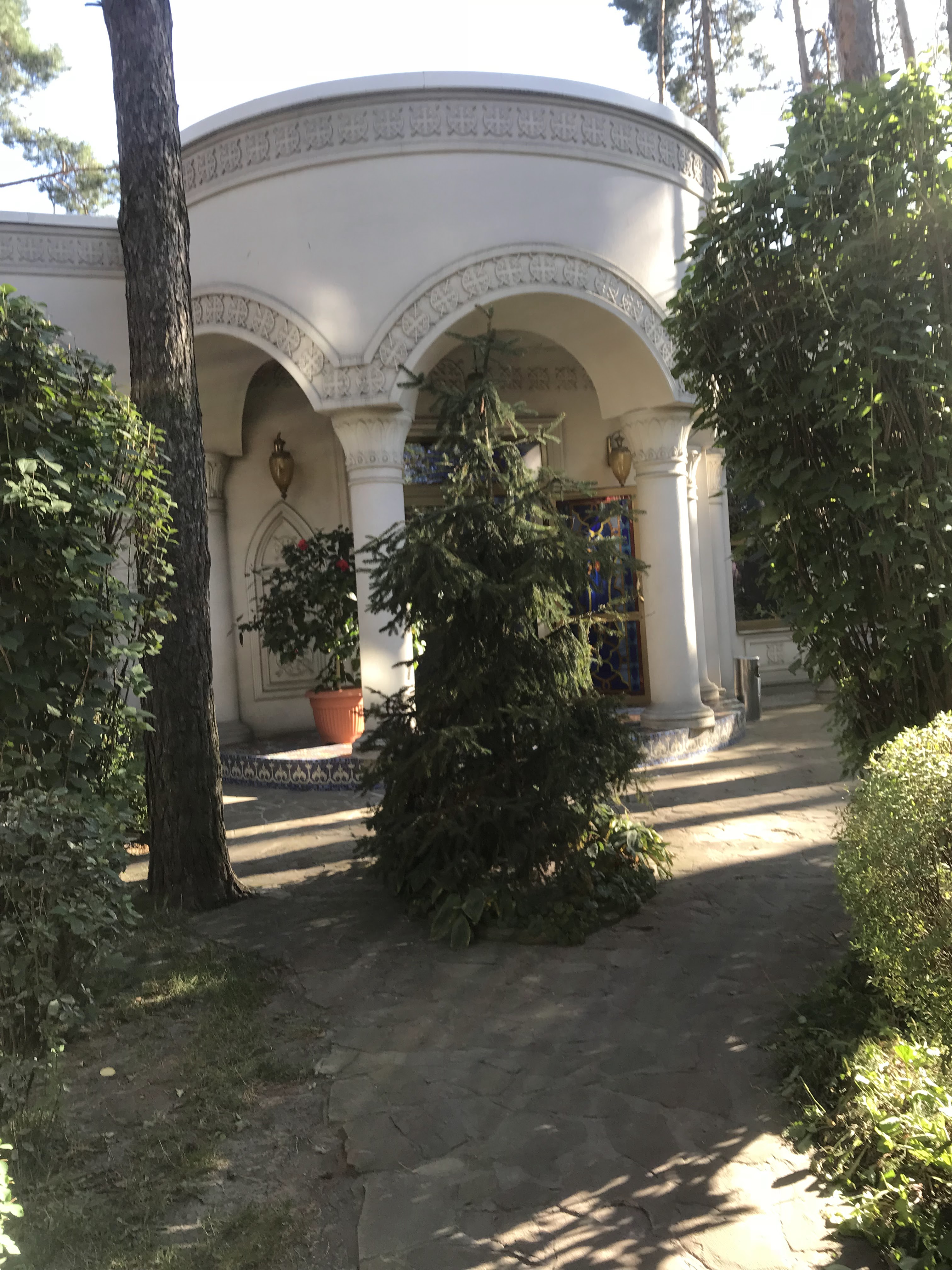 Bakynskyy Boulevard image 10