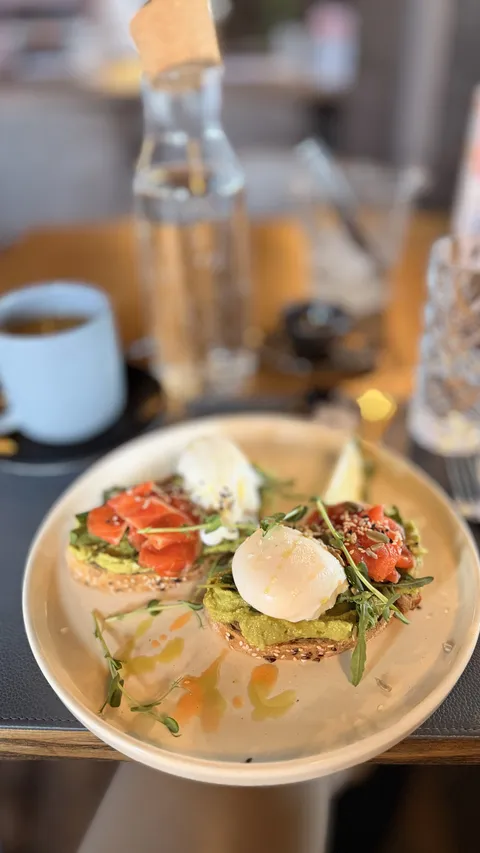 Bistro 1600 image 3
