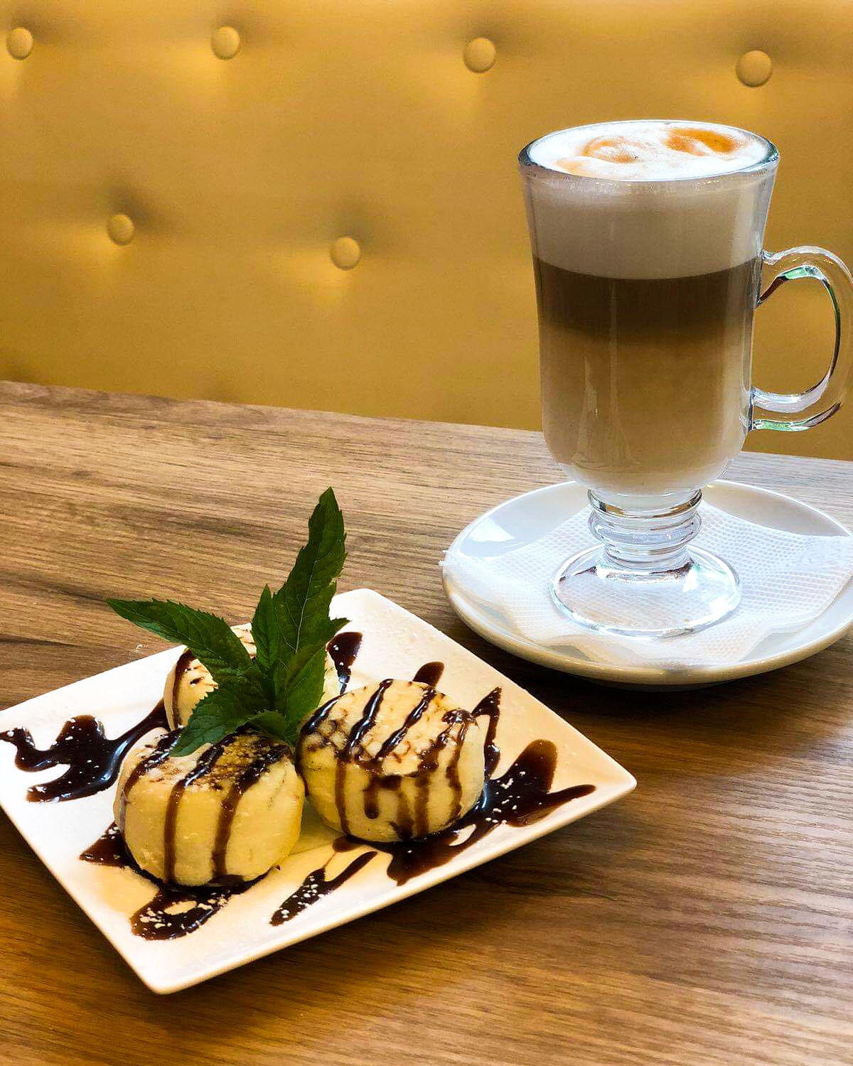 Kafe Try Koty Sushi Pitstsa image 2