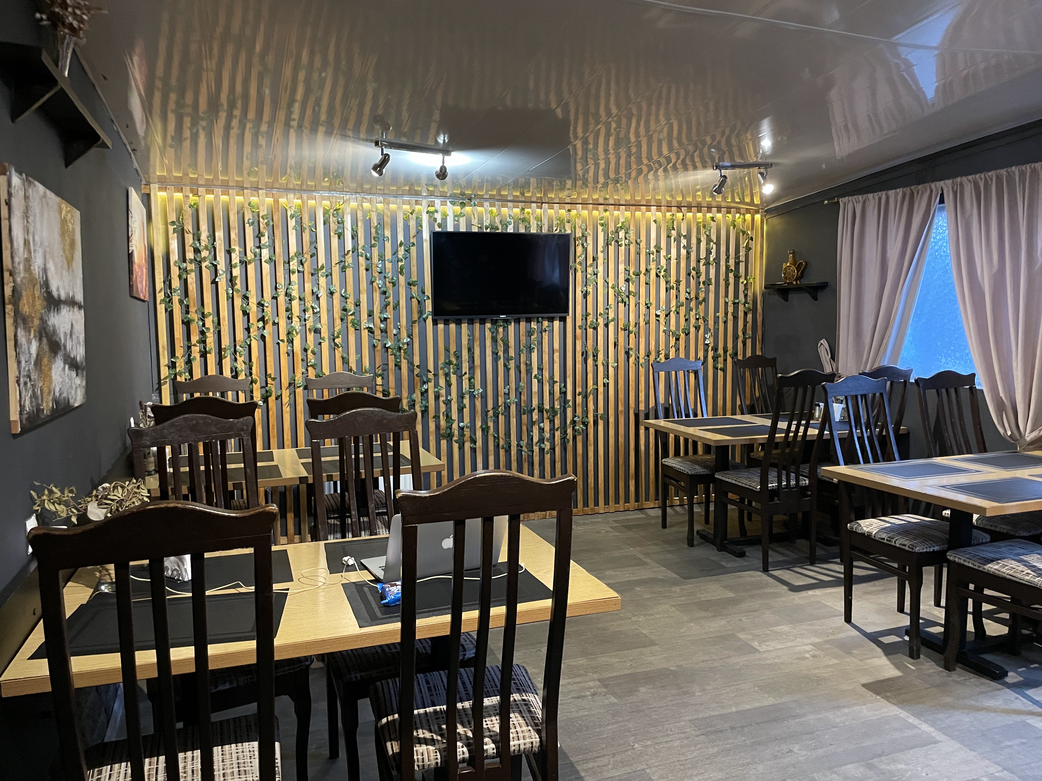 SIMON’S Cafe Chabany image 3