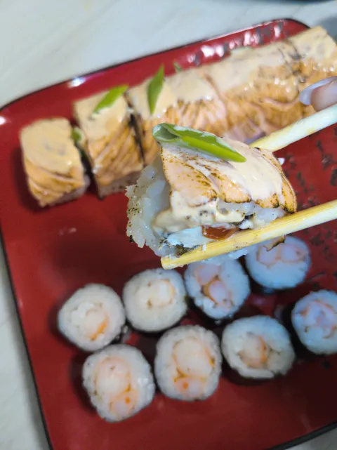 Sashimi Roll For You image 7