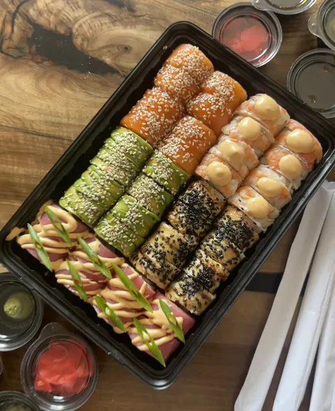 AKITO SUSHI image 5