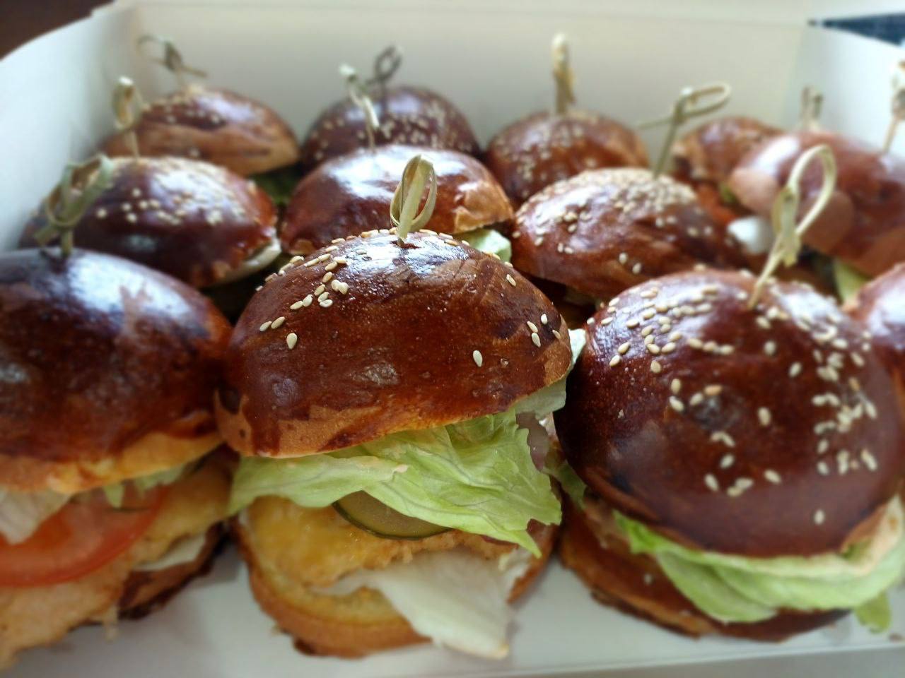 Mama Aziya Sushi Bar image 3