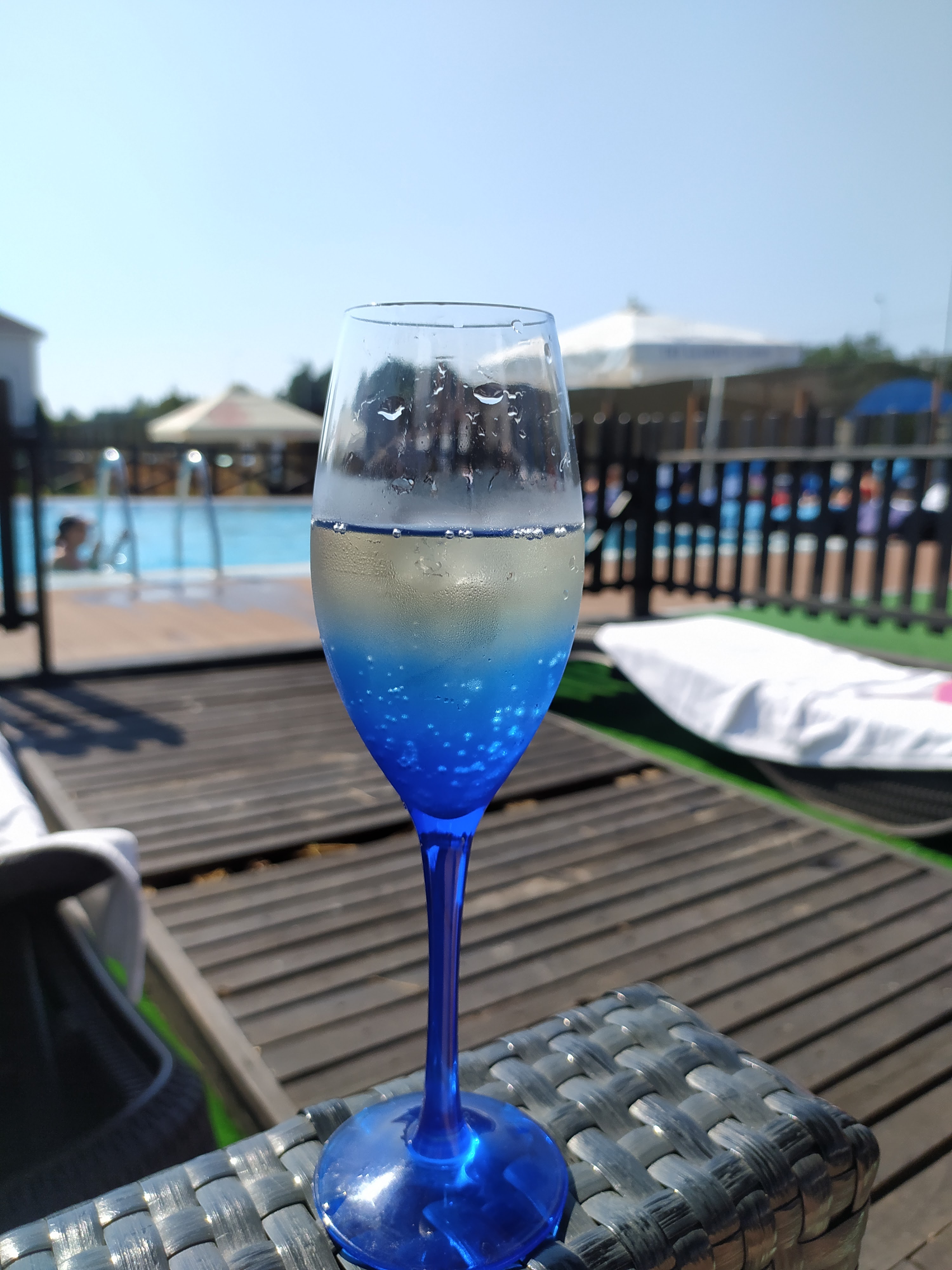 Lobster - Plyazhnyy Kompleks Z Baseynom I Rybnym Restoranom image 2