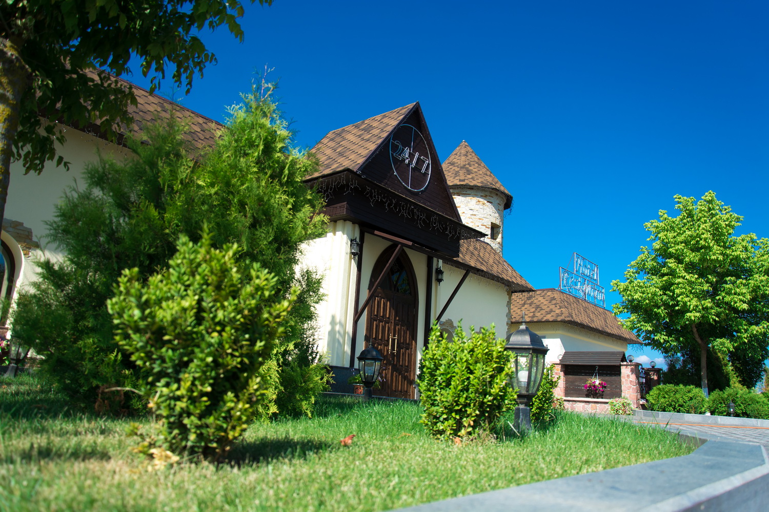 «Акваріус», ресторанно-готельний комплекс image 6