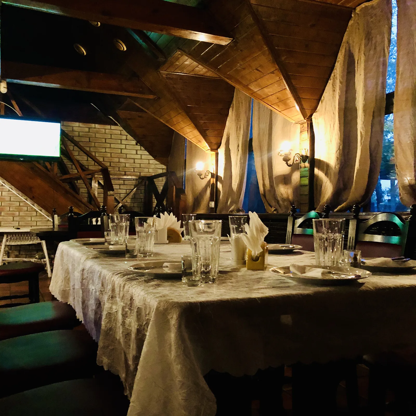 SIMON’S Restaurant Kyiv image 5