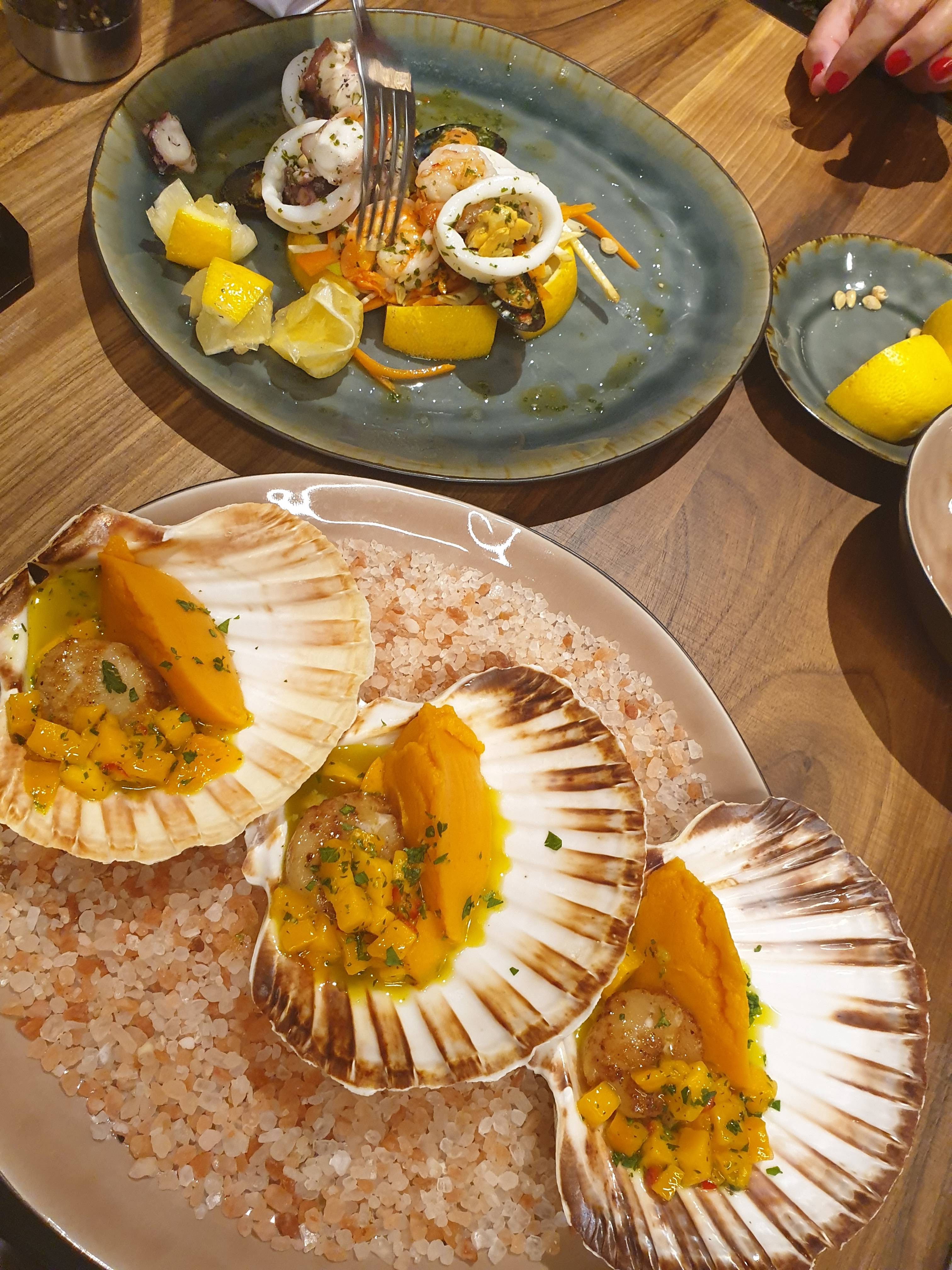 FIORI restaurant image 7