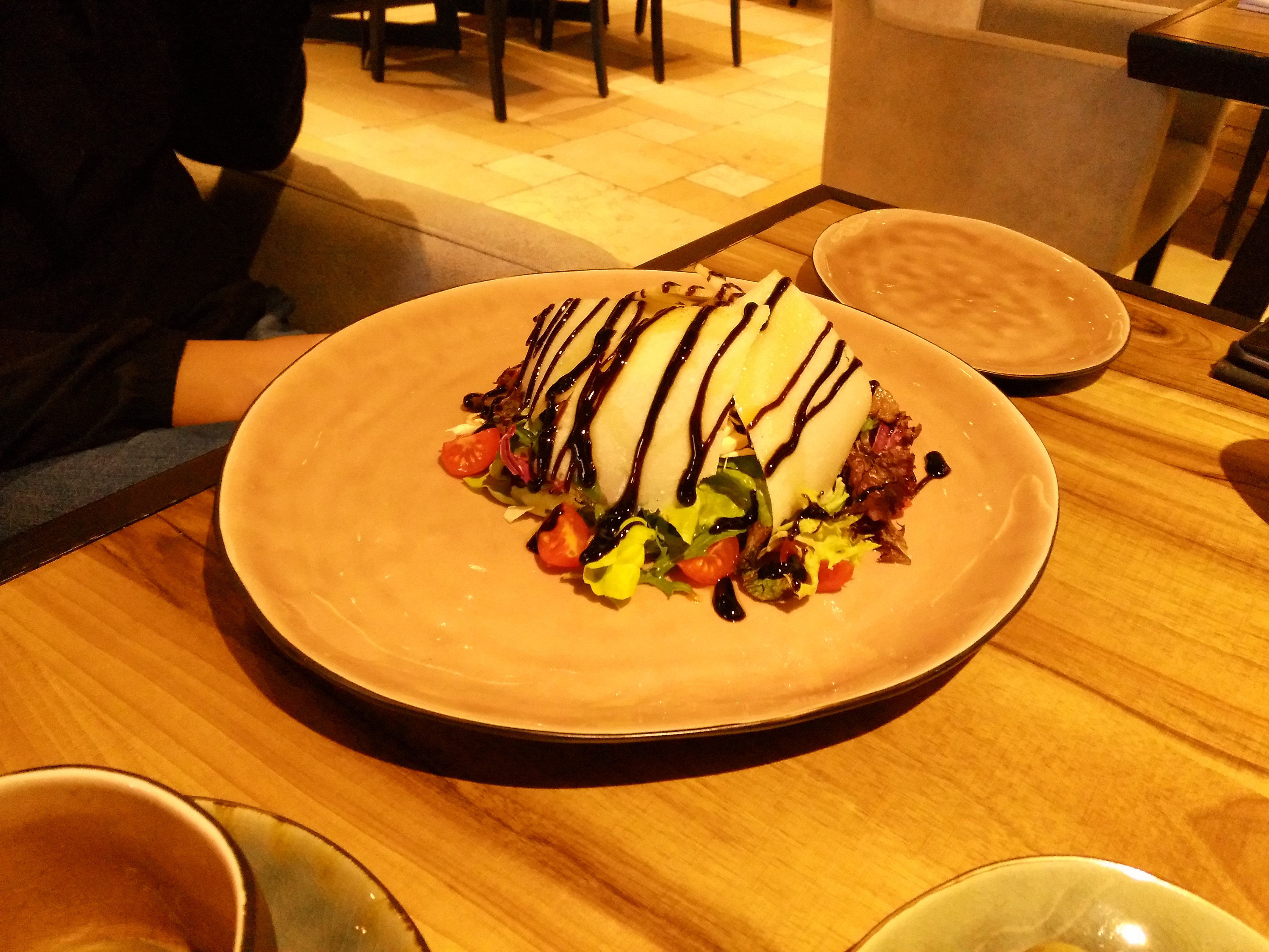 FIORI restaurant image 8