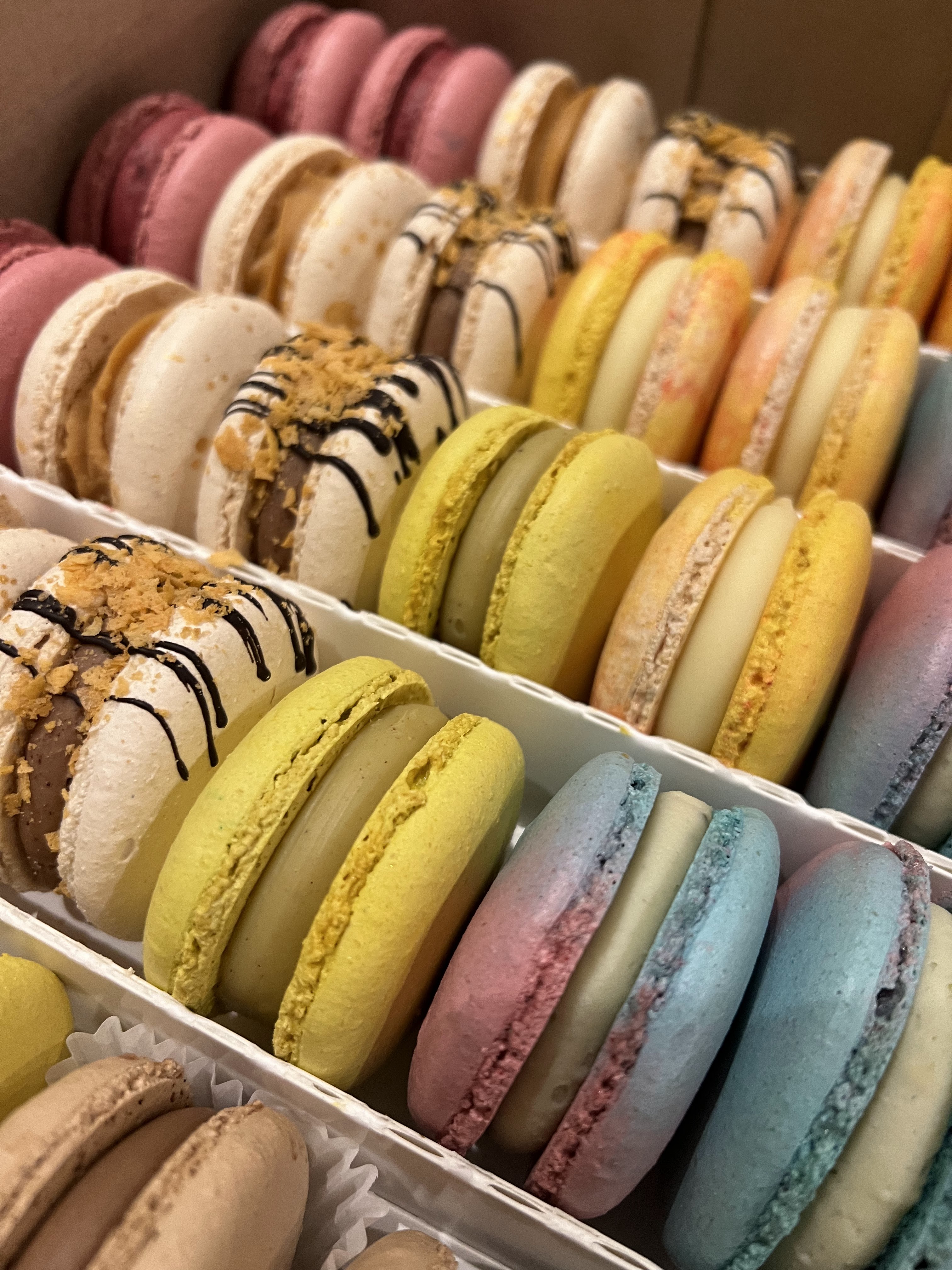 ЖУЙ ТУТ image 2