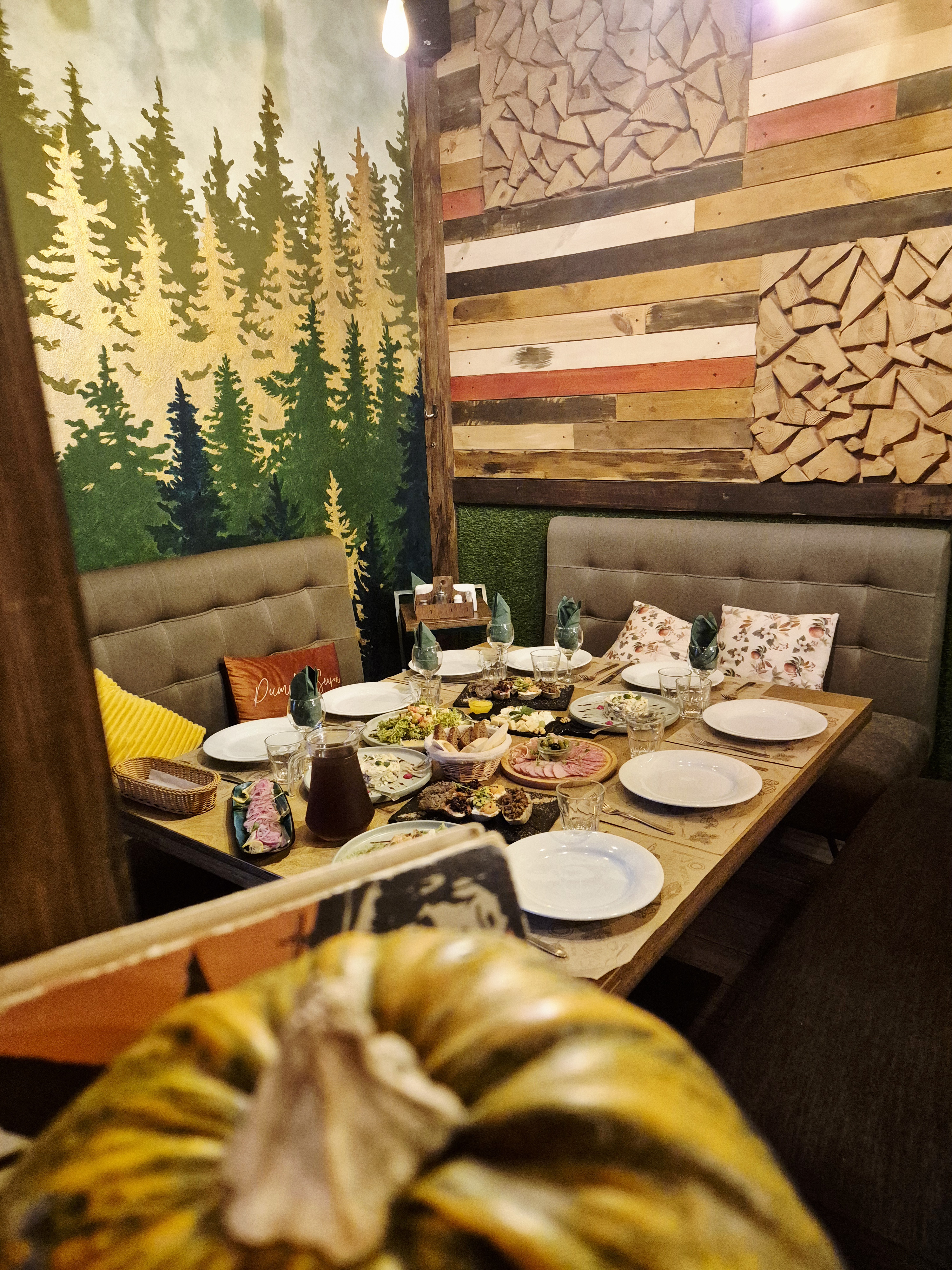 Restro-Kafe Khvoya image 6