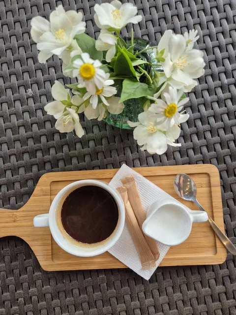 Restro-Kafe Khvoya image 8