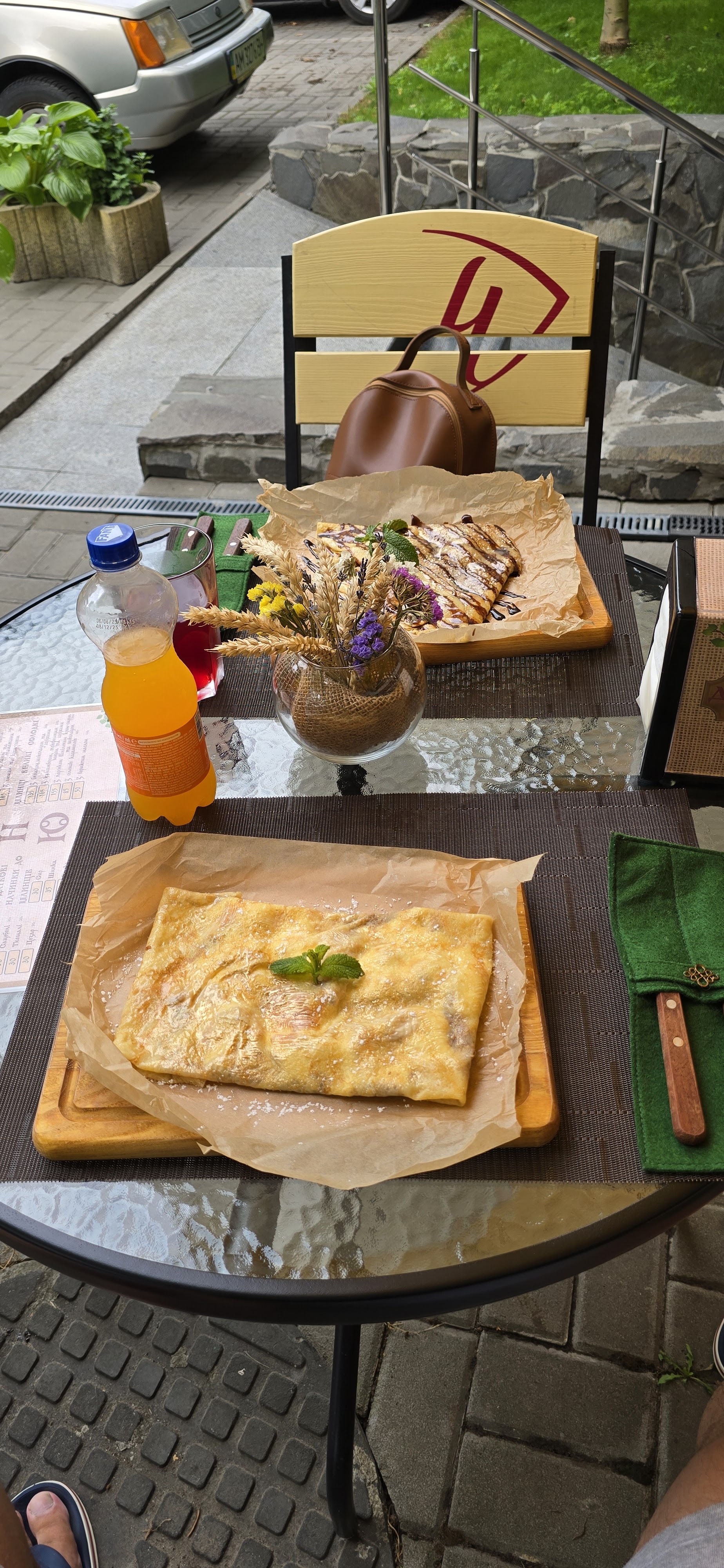 Kafe Zatyshnyy Dvoryk image 5