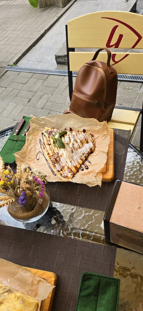 Kafe Zatyshnyy Dvoryk image 7