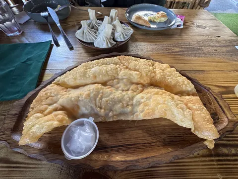 Tbilisiya Restoran Simeynoho Zatyshku image 6