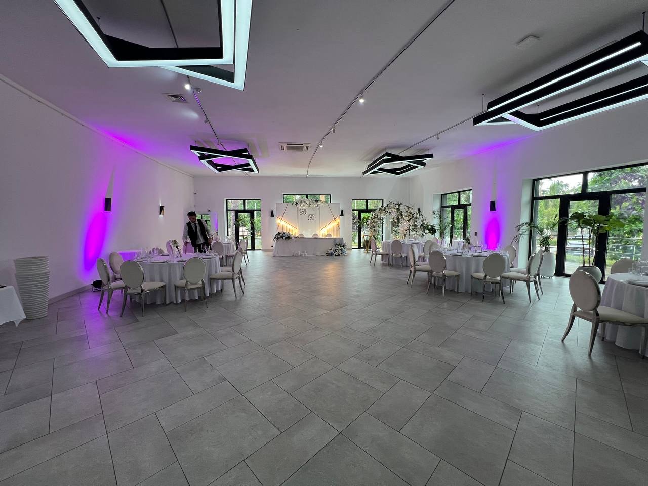 Art Gallery/Restaurant GALLERIST image 8