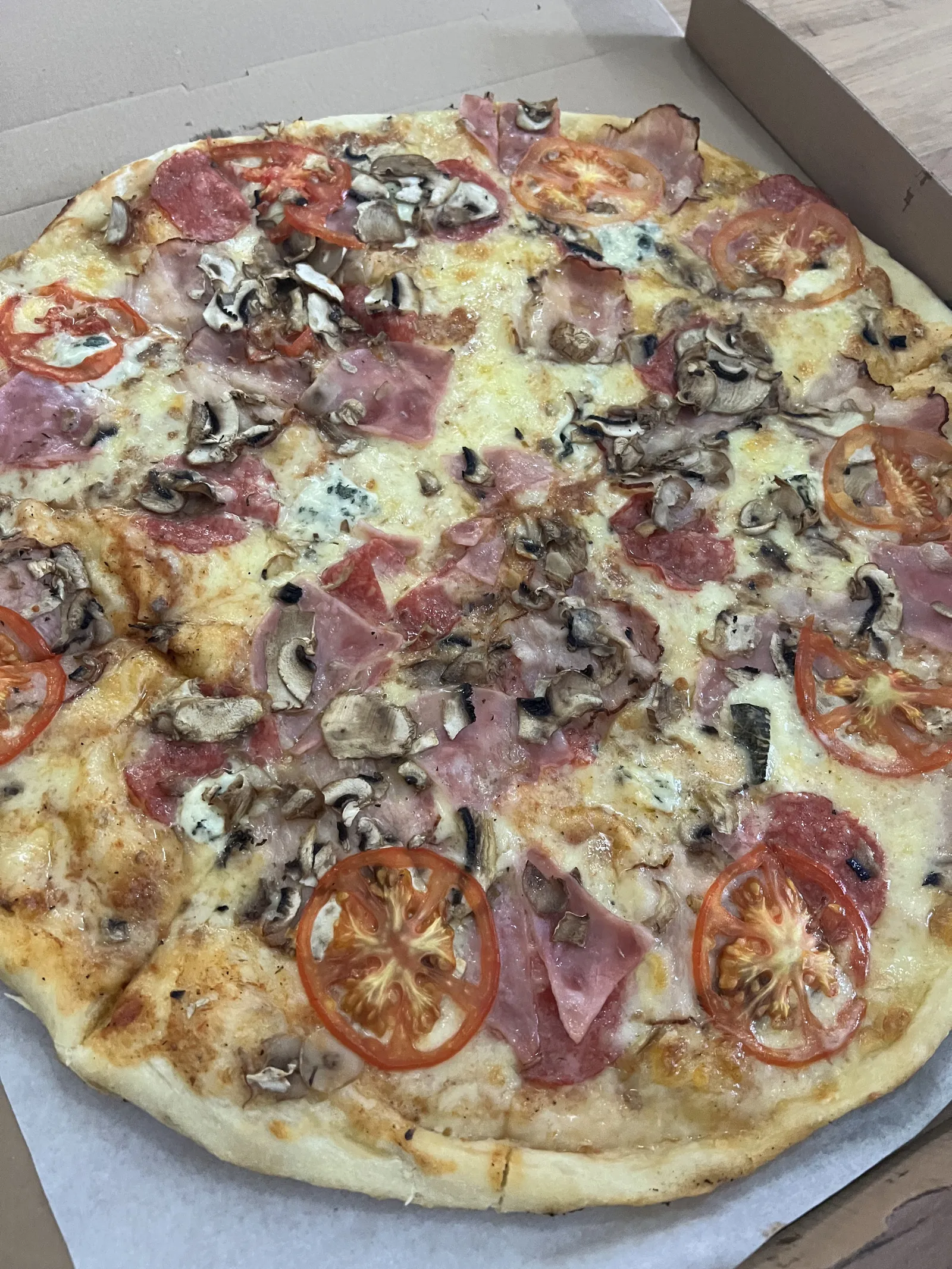Divine Pizza image 7