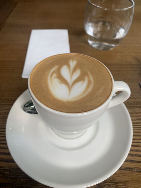 Lampara, Family & Friends cafe image 3