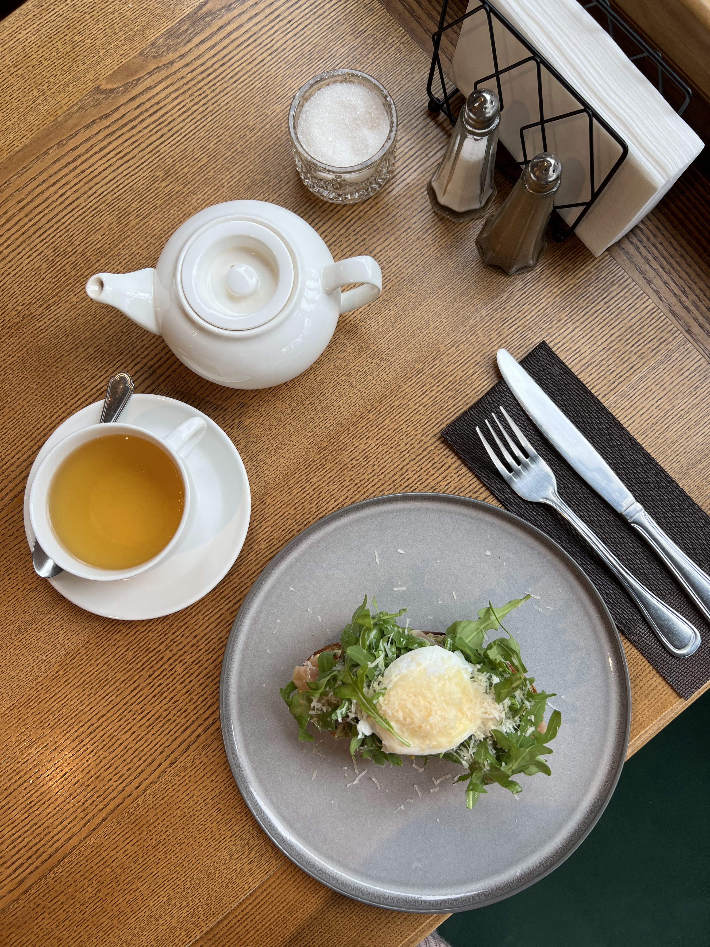 Lampara, Family & Friends cafe image 10