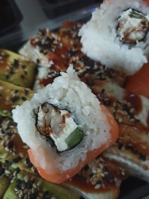 OnlySushi - Суші Святопетрівське image 5