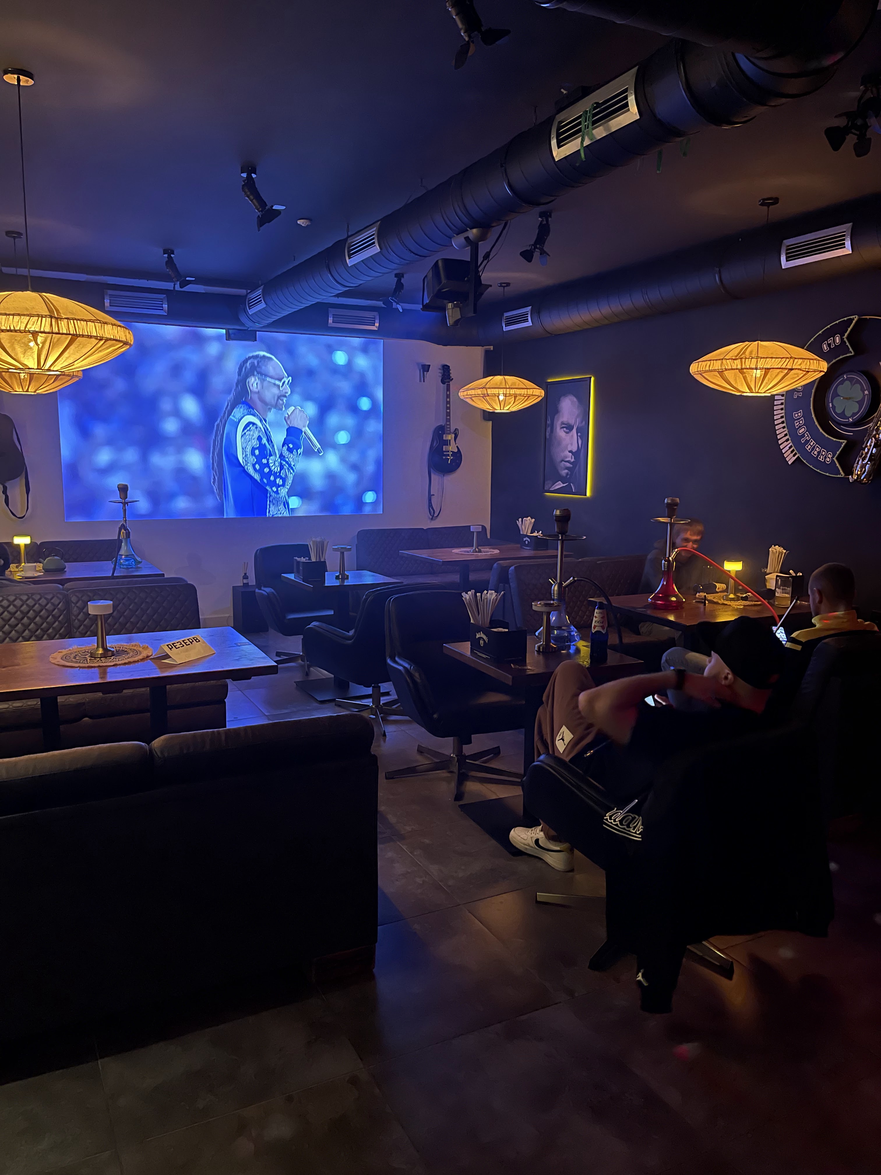 BROTHERS BAR image 1