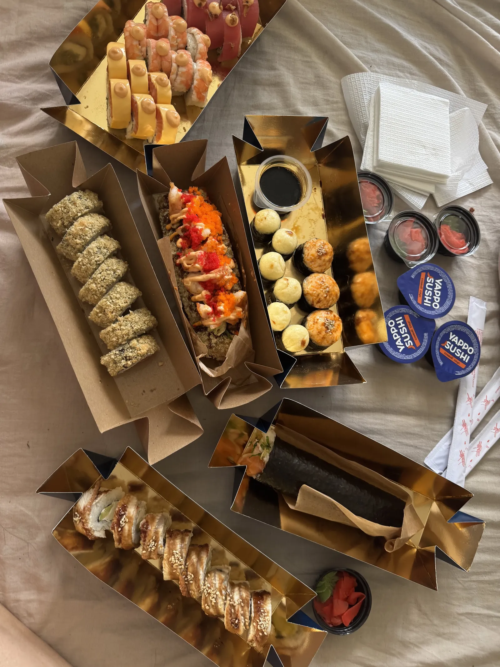 YAPPO SUSHI image 5