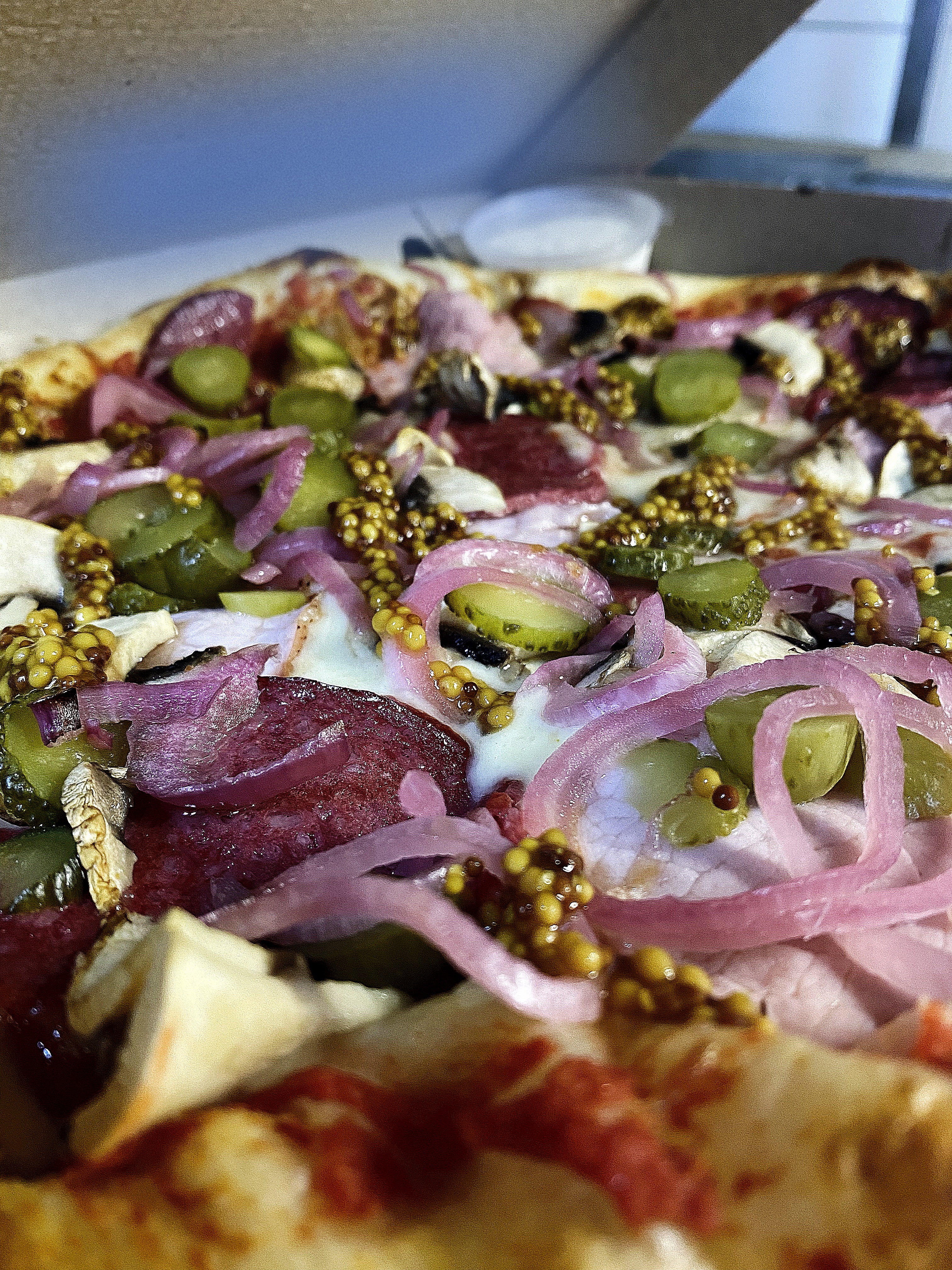 TRUST PIZZA & SUSHI (Gatne) image 10