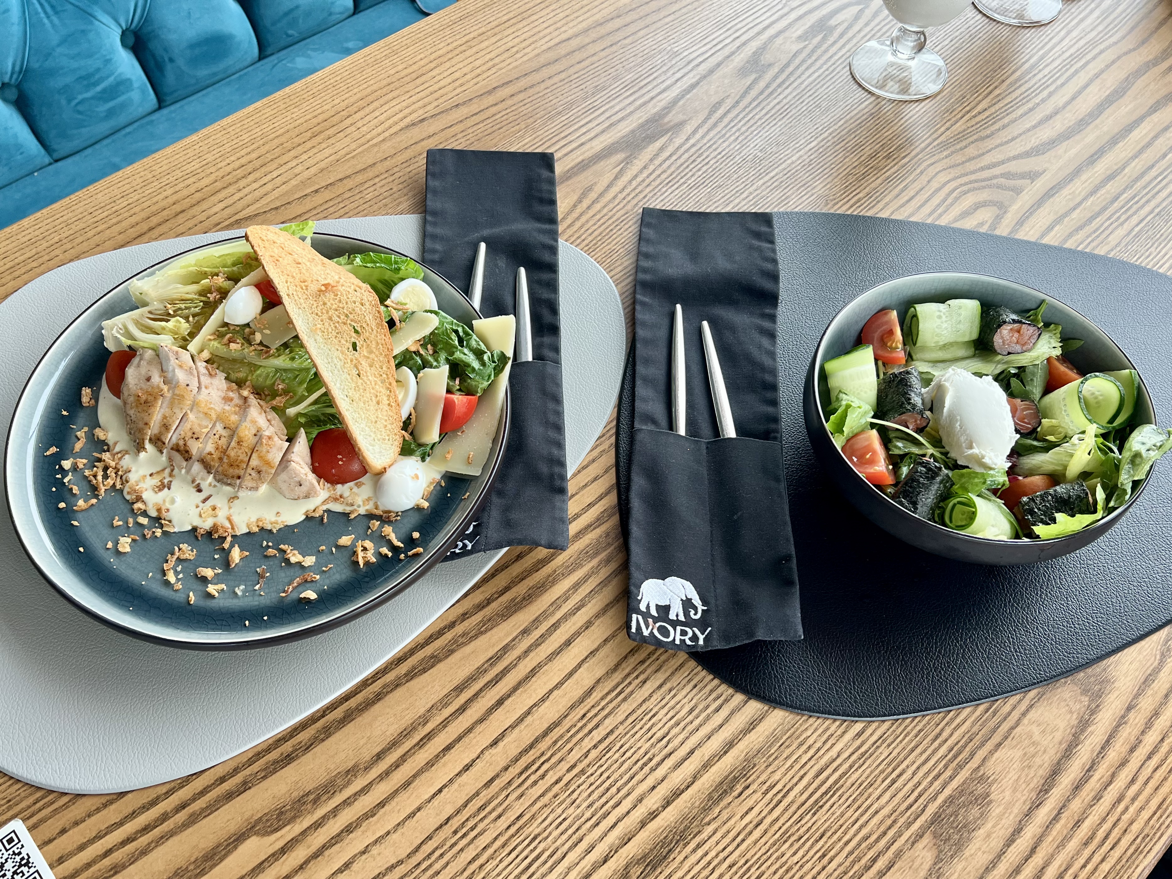 Ivory ресторан європейської кухні image 3