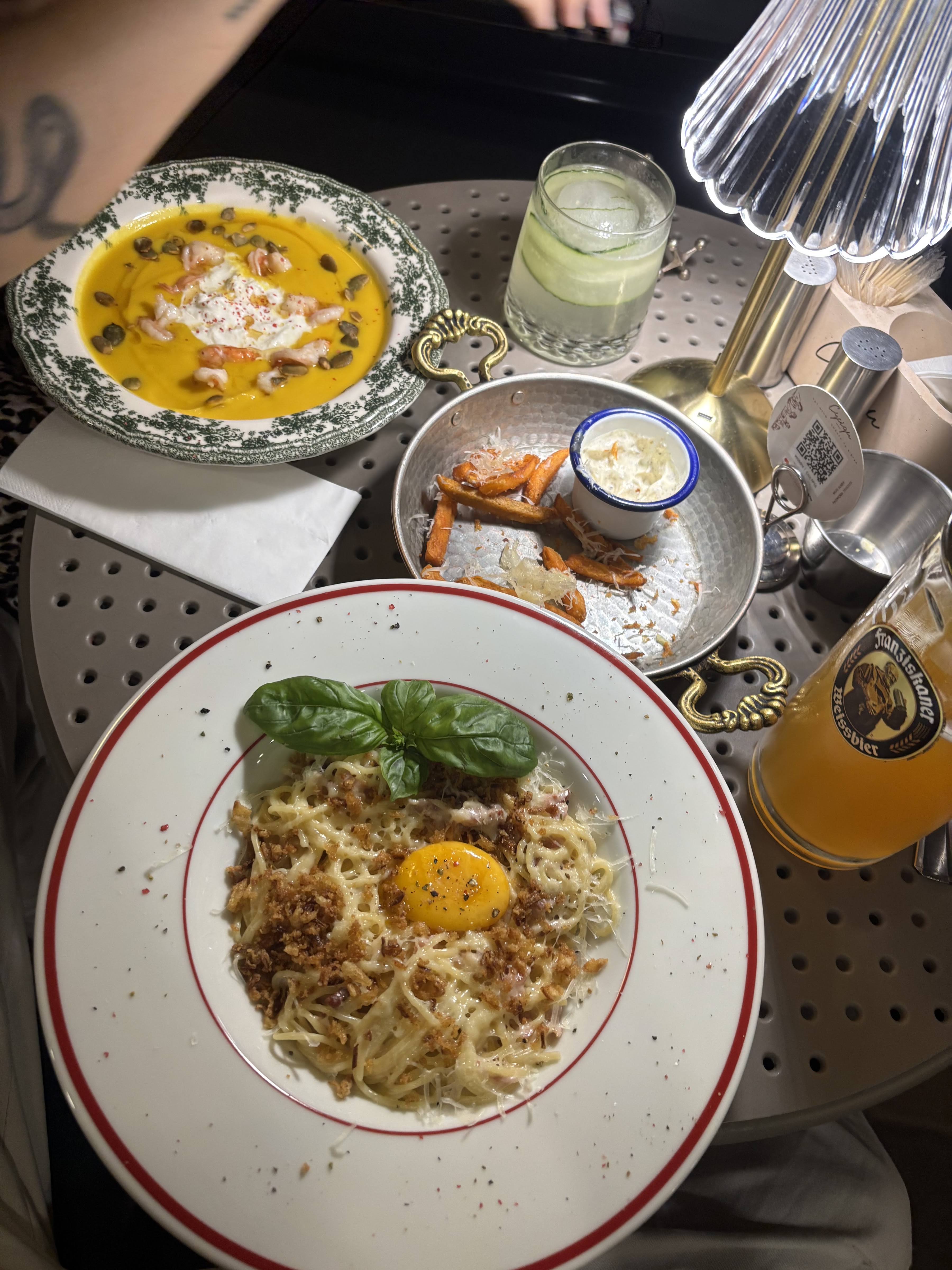 Гастро бар Сусіди image 3