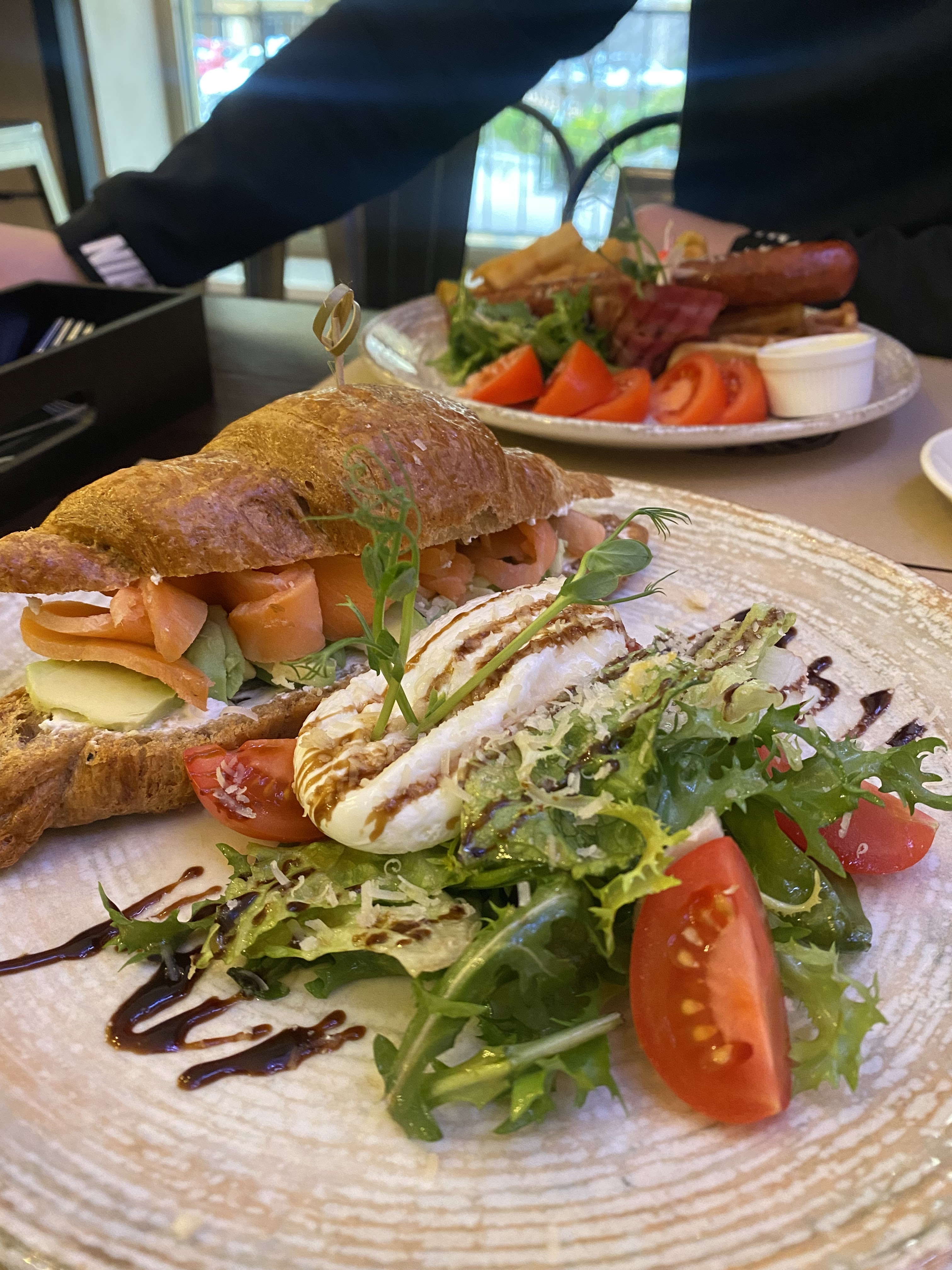 Cheesy Ed Burgers image 9