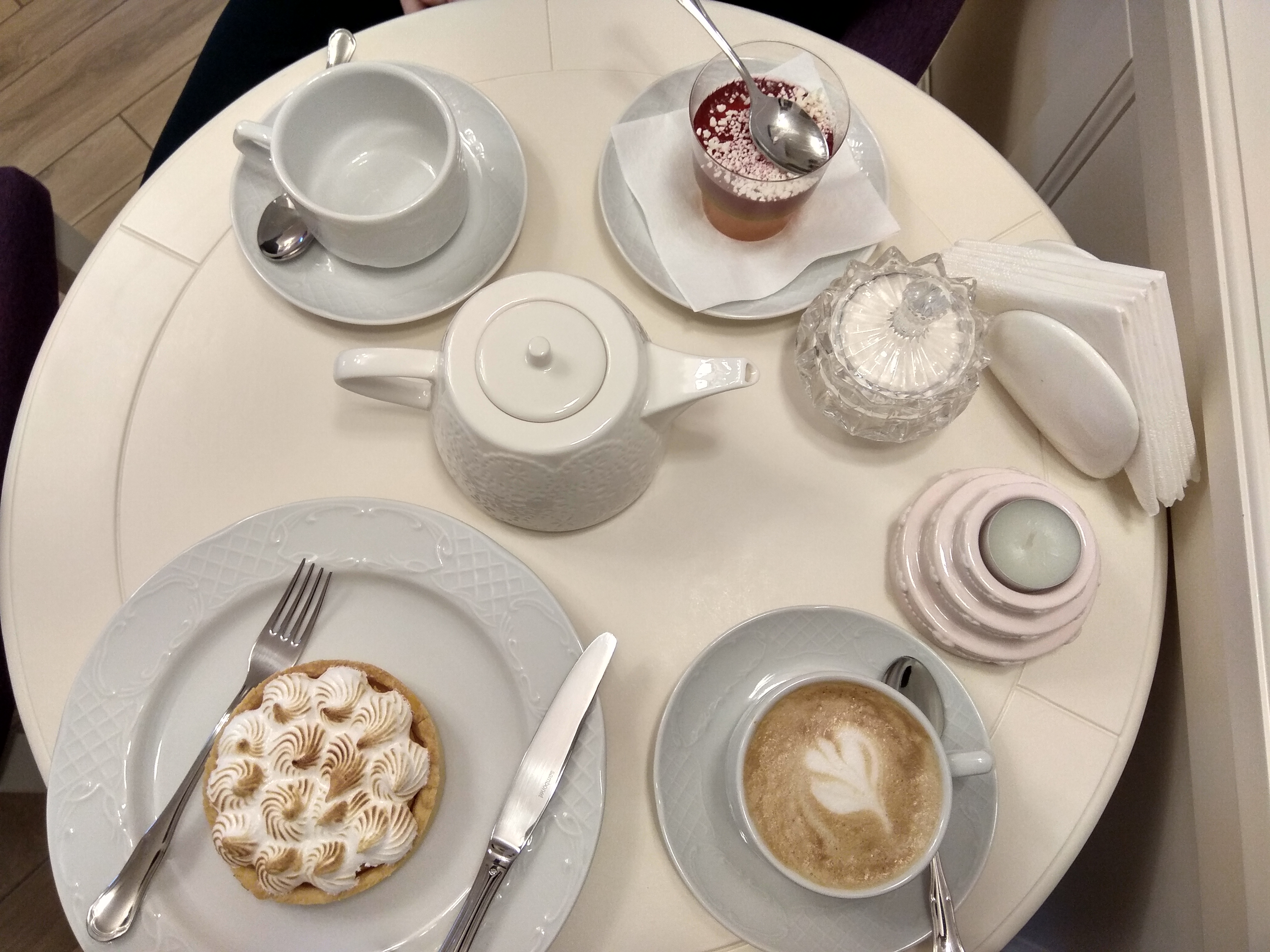Sofi Sweet Cafe image 2