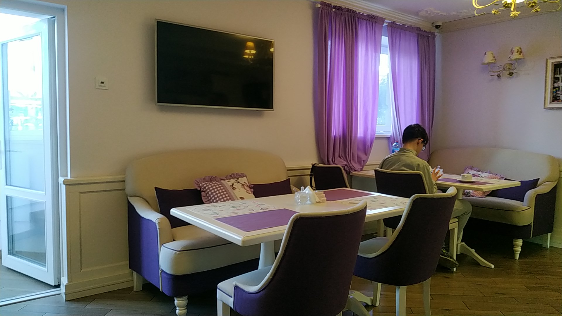 Sofi Sweet Cafe image 5