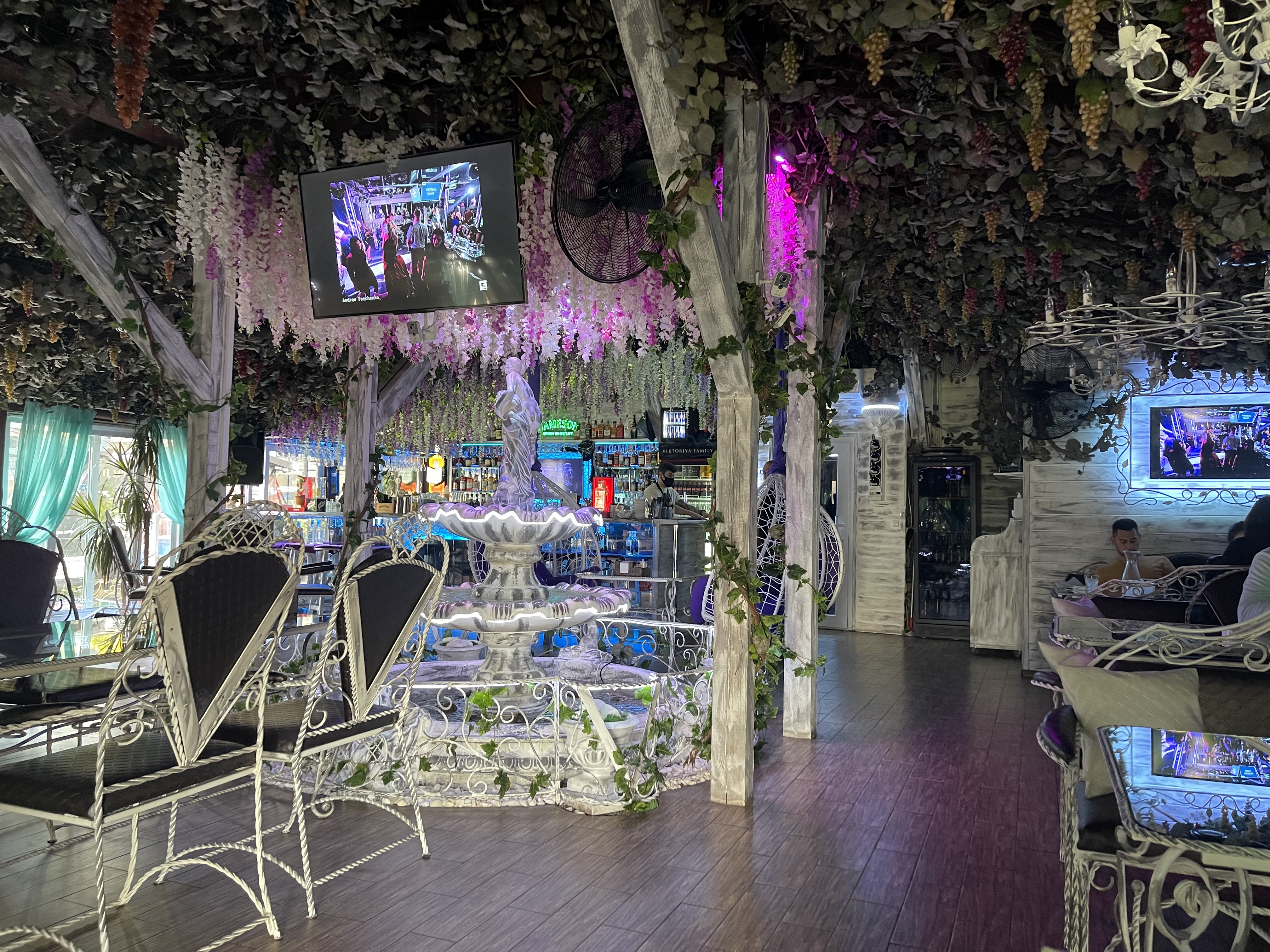 Viktoriya Family 1 Готельно-ресторанний комплекс! image 4