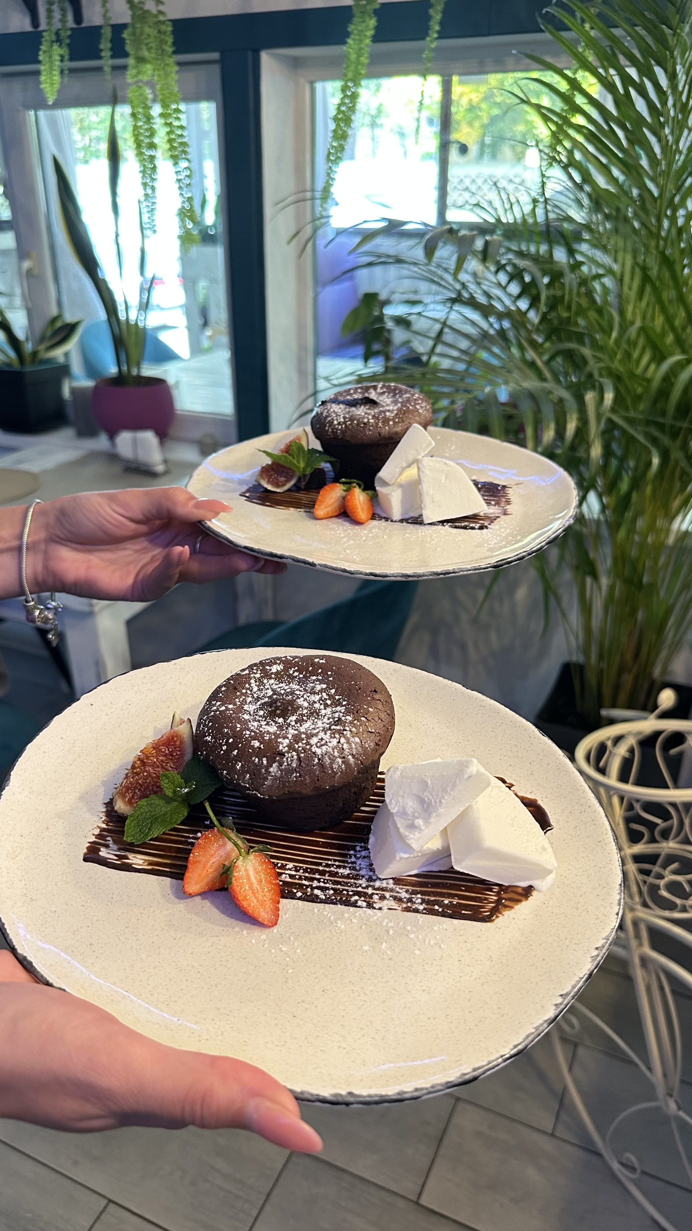 Restobar Antares image 8