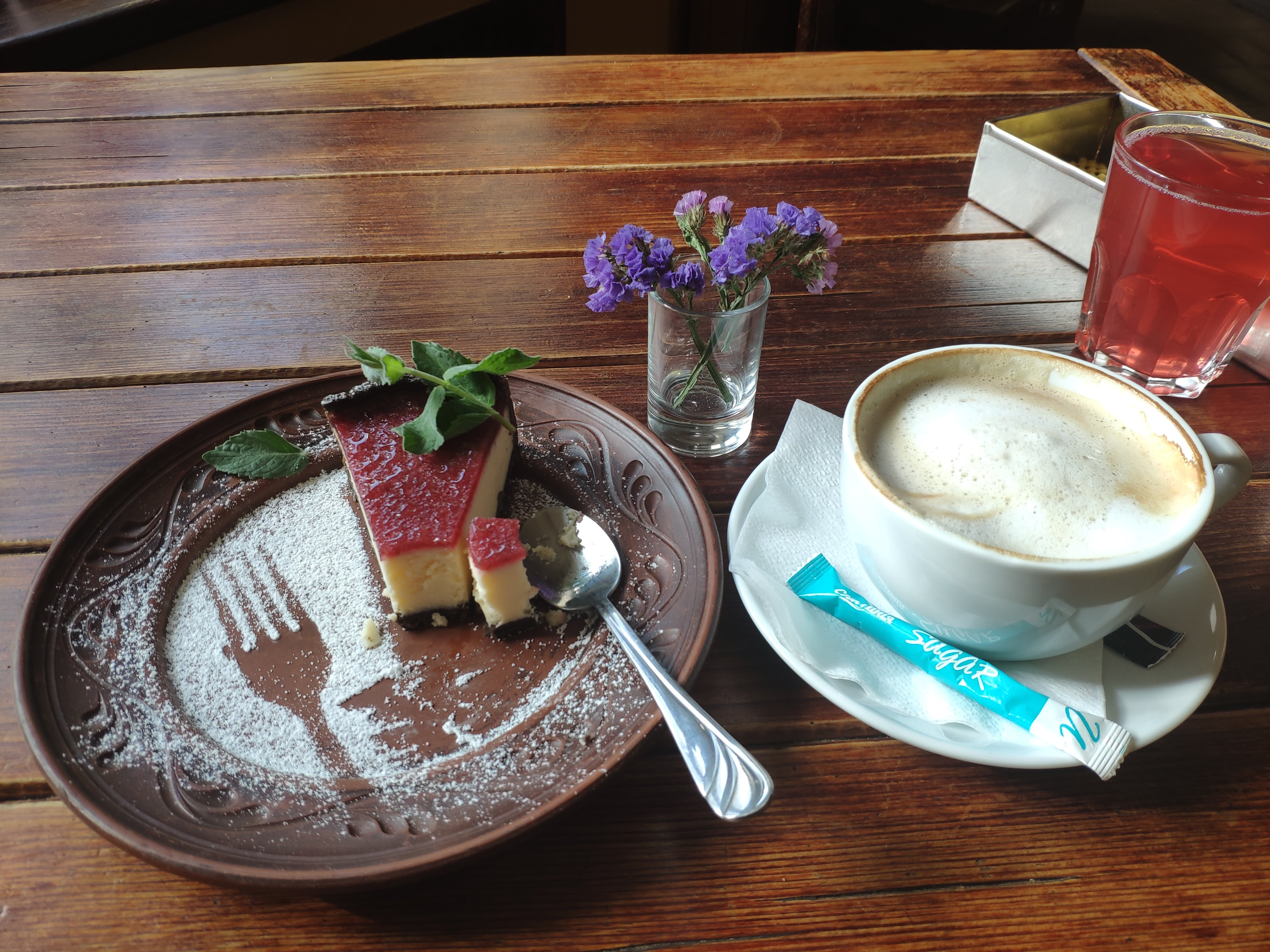 Kafe "Chemodan" image 2