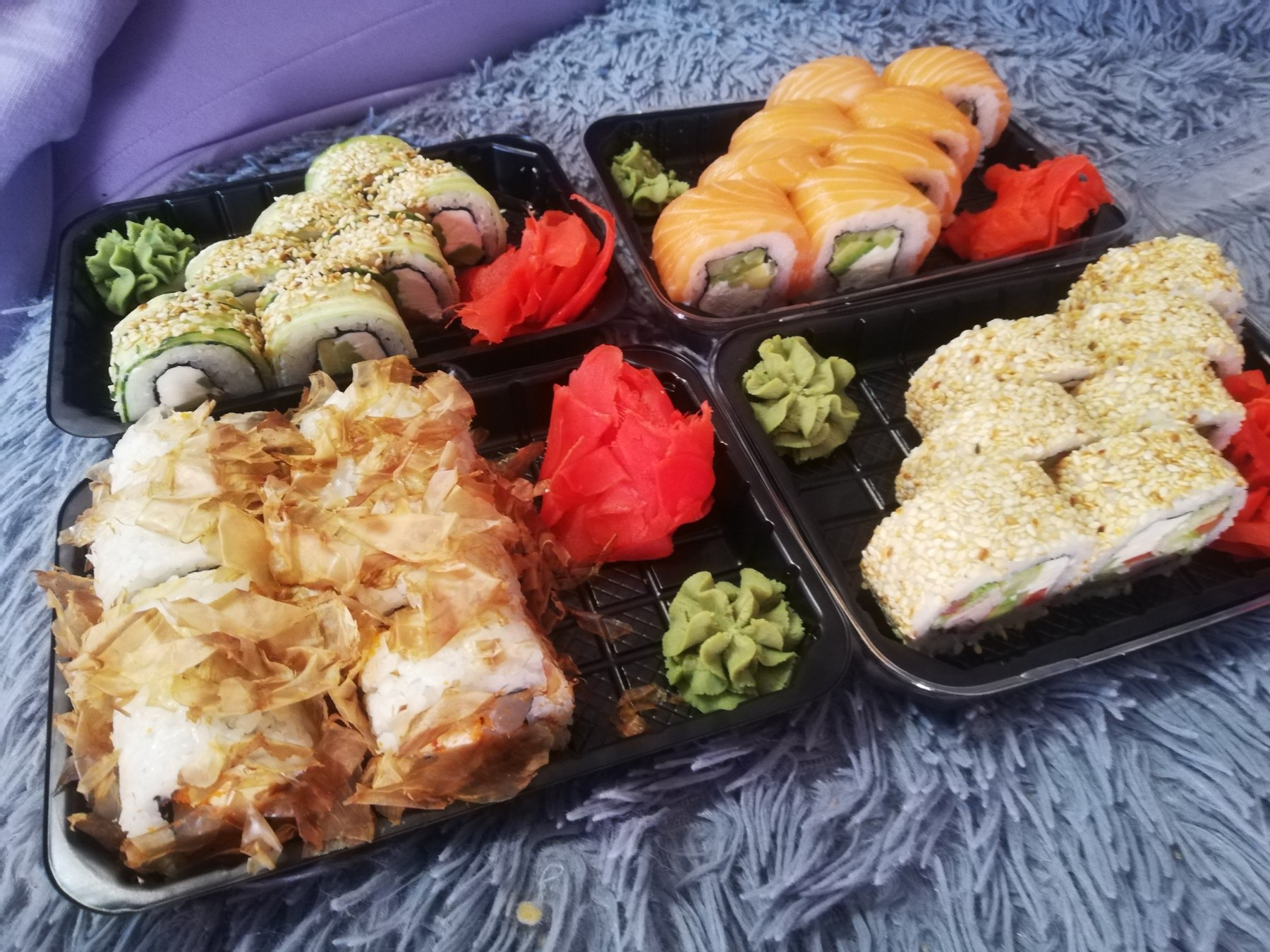 Dostavka Sushy Borshchahovka Kyev image 10