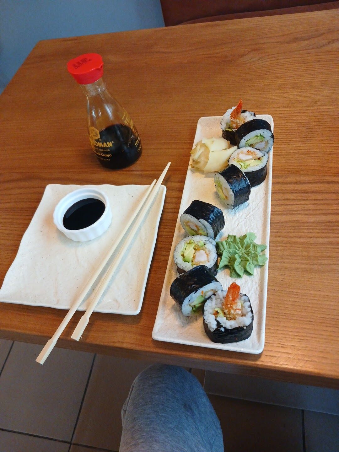 SALMON SUSHI image 7