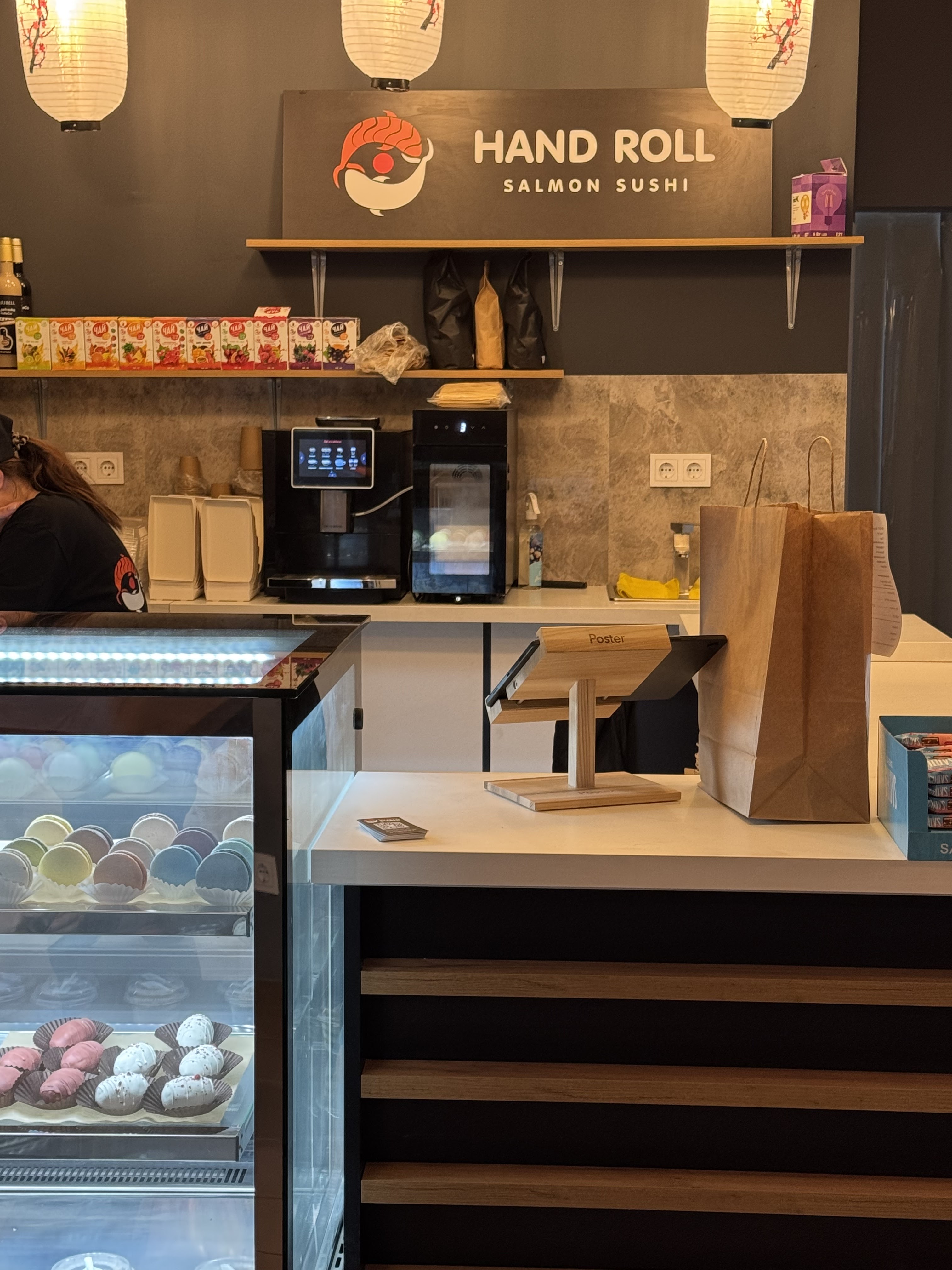 SALMON SUSHI image 10