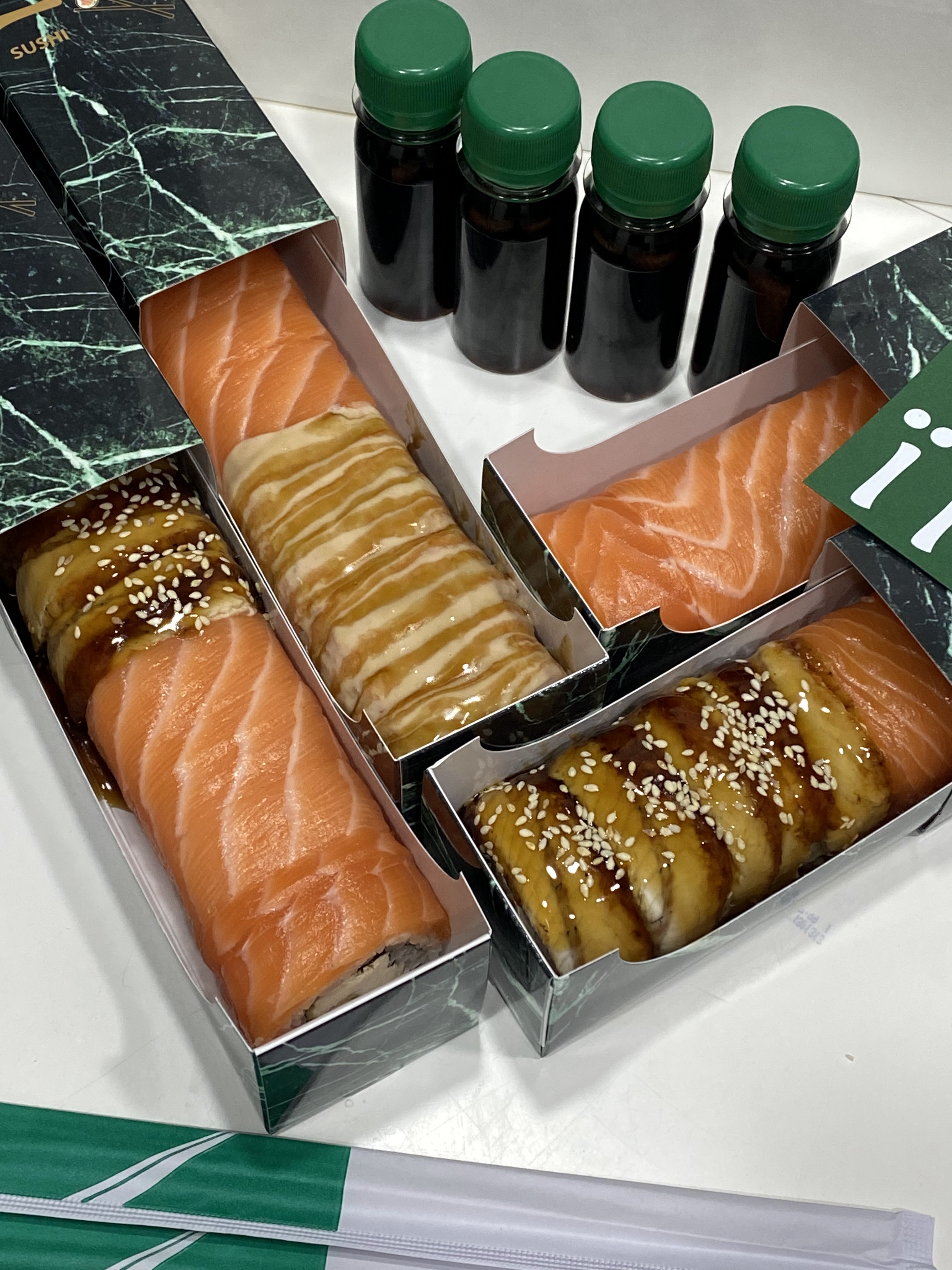 Tomaki Sushi image 6