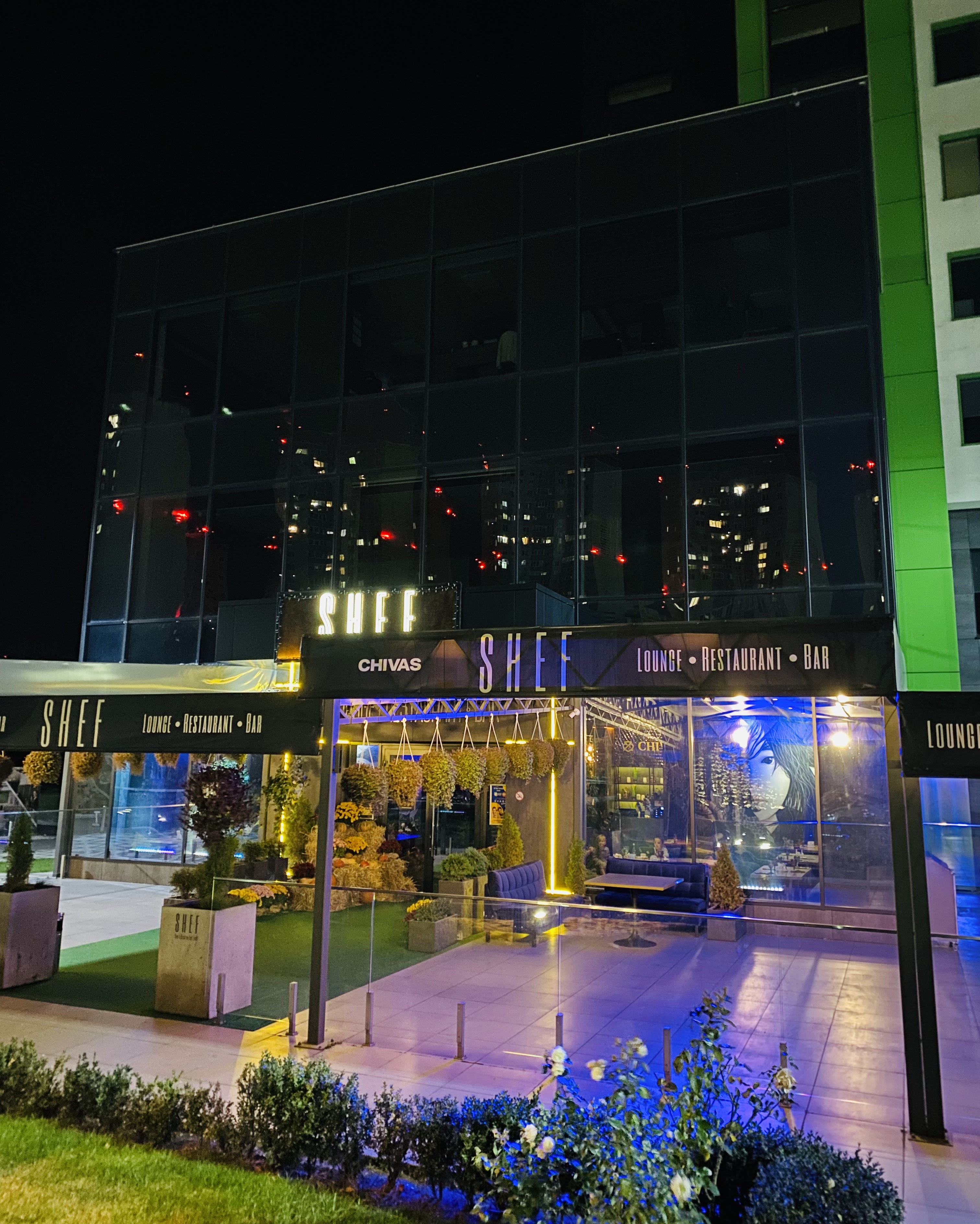 SHEFF Restaurant Karaoke Bar image 10