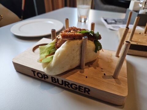 TOP BURGER image 5