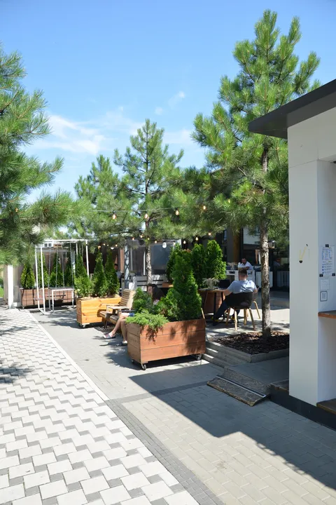 giRaffe cafe жк parkland image 6