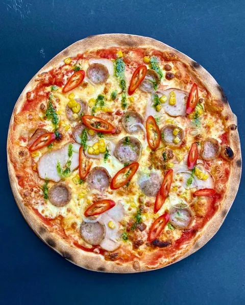 4 Cheese Pizza & Croissants image 3