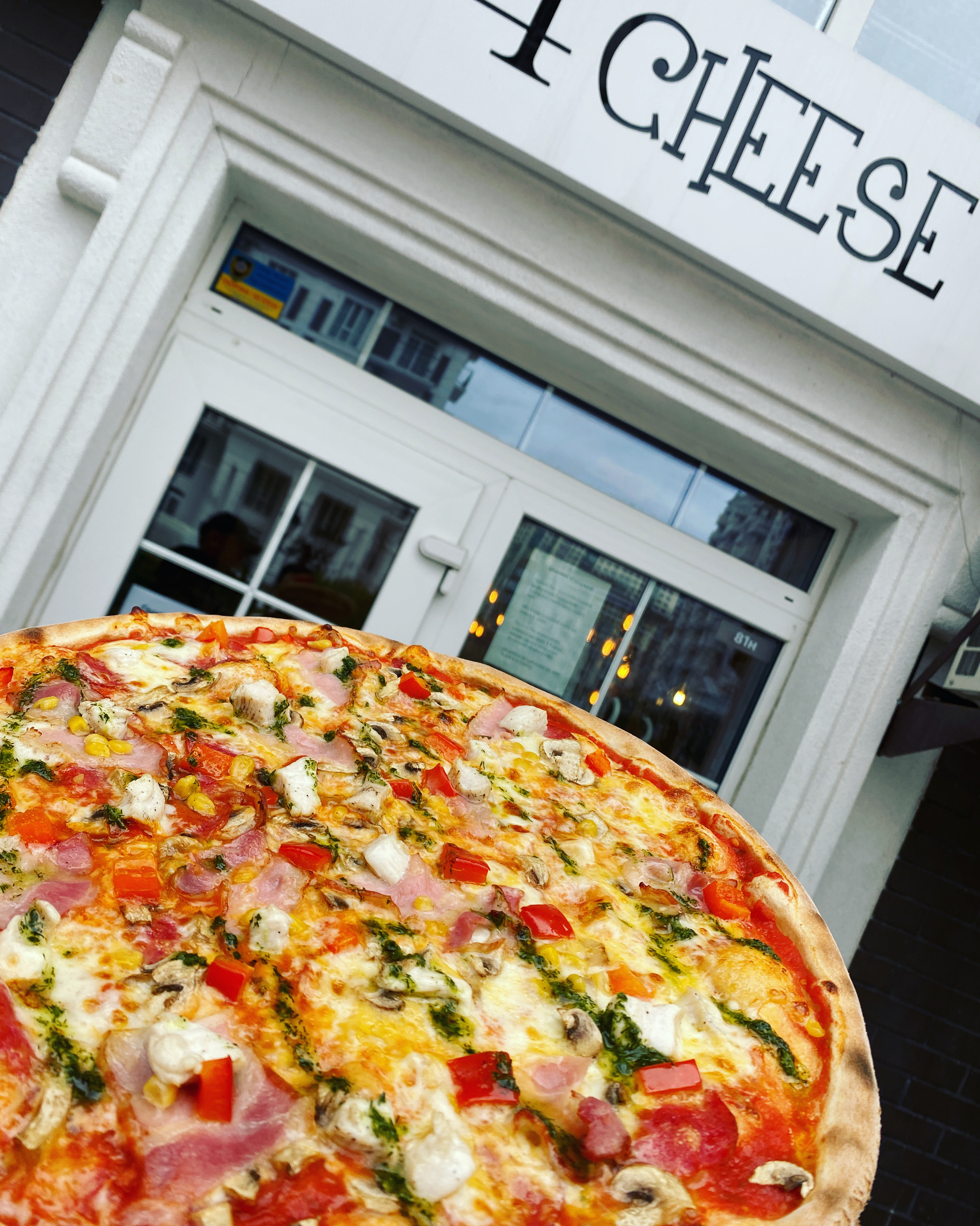 4 Cheese Pizza & Croissants image 4