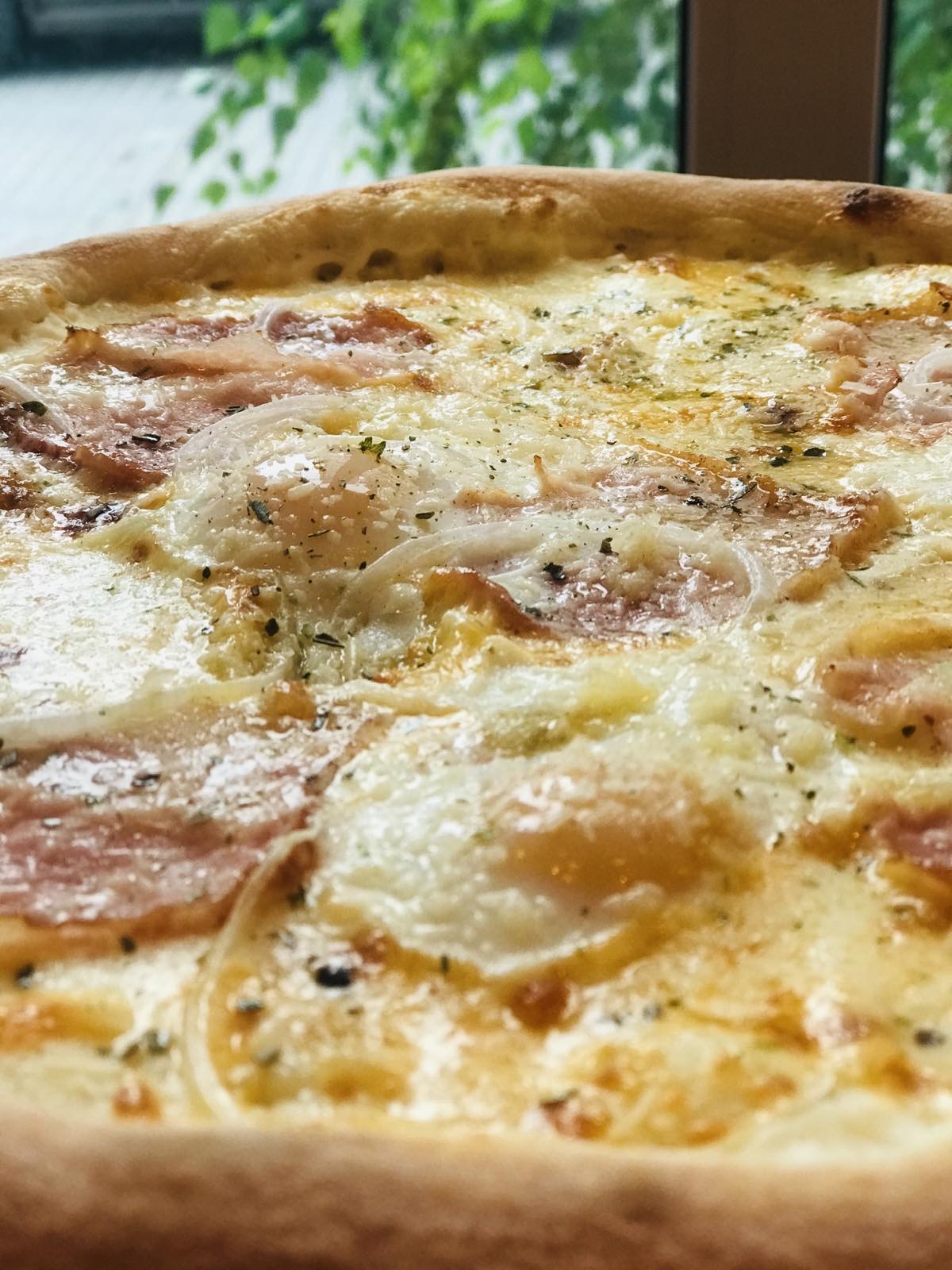 4 Cheese Pizza & Croissants image 9