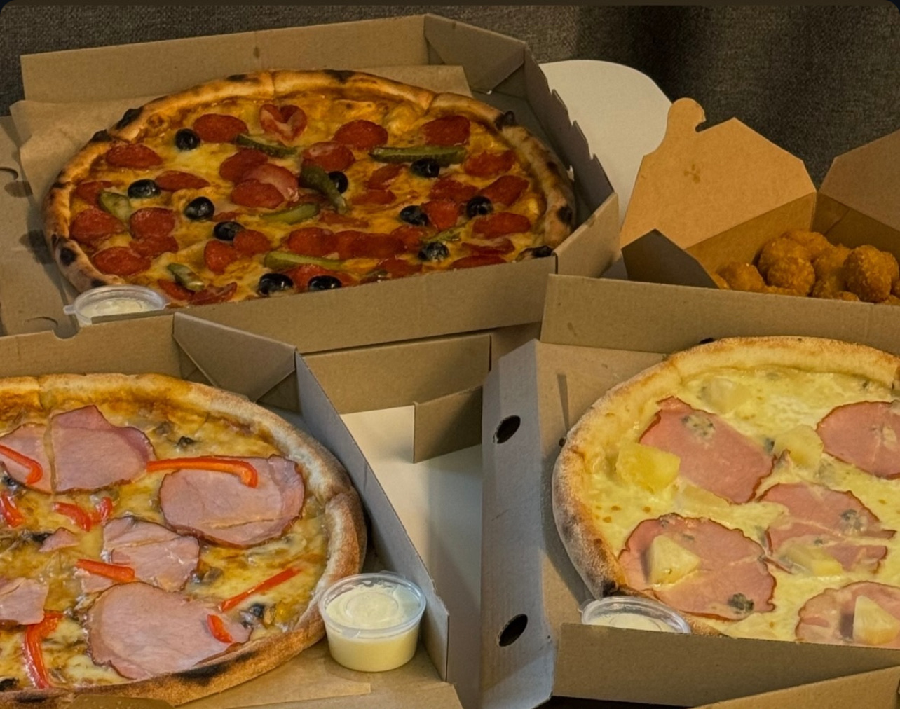 Grande Pizza image 2