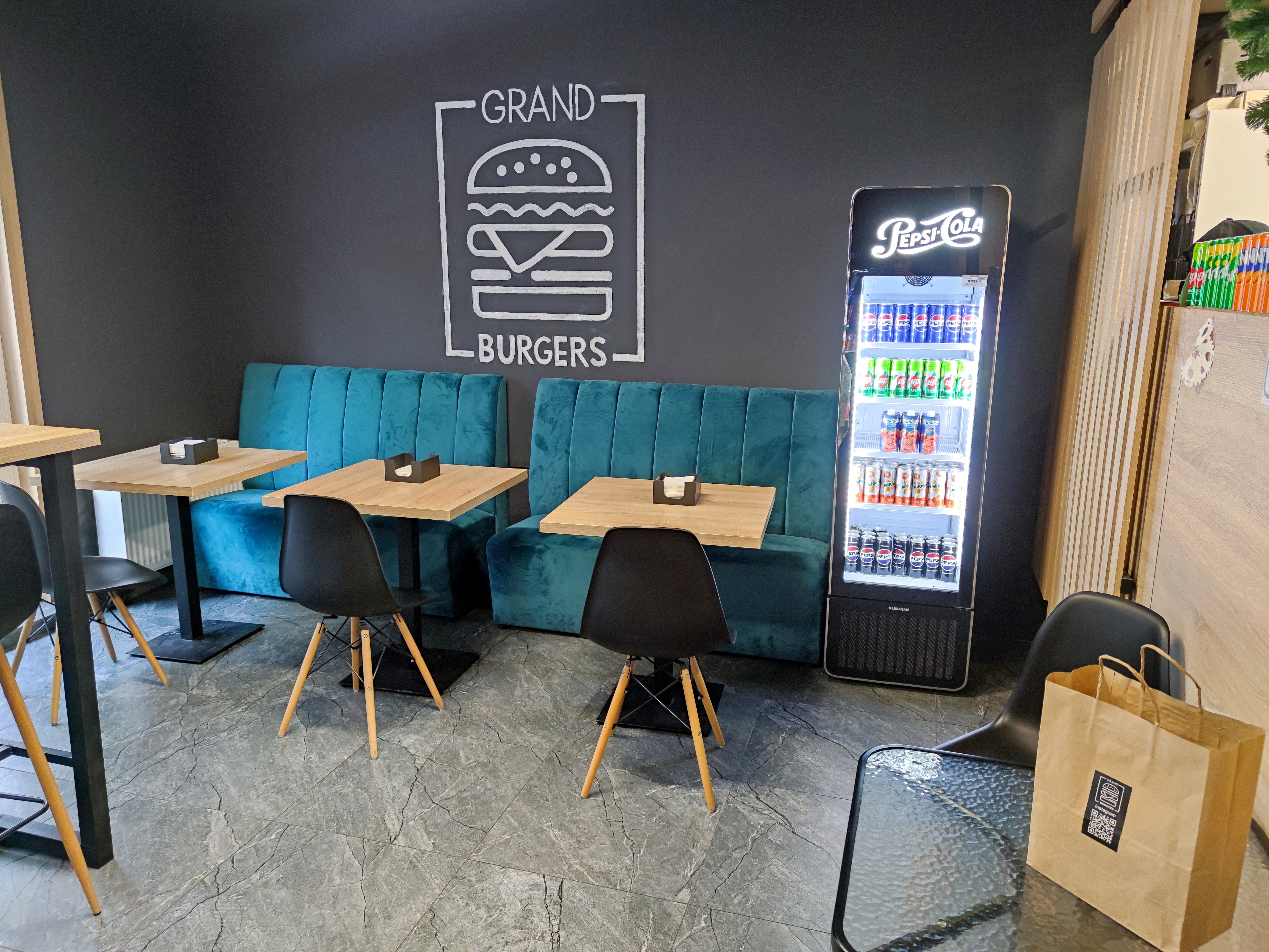 Grand Burgers image 4