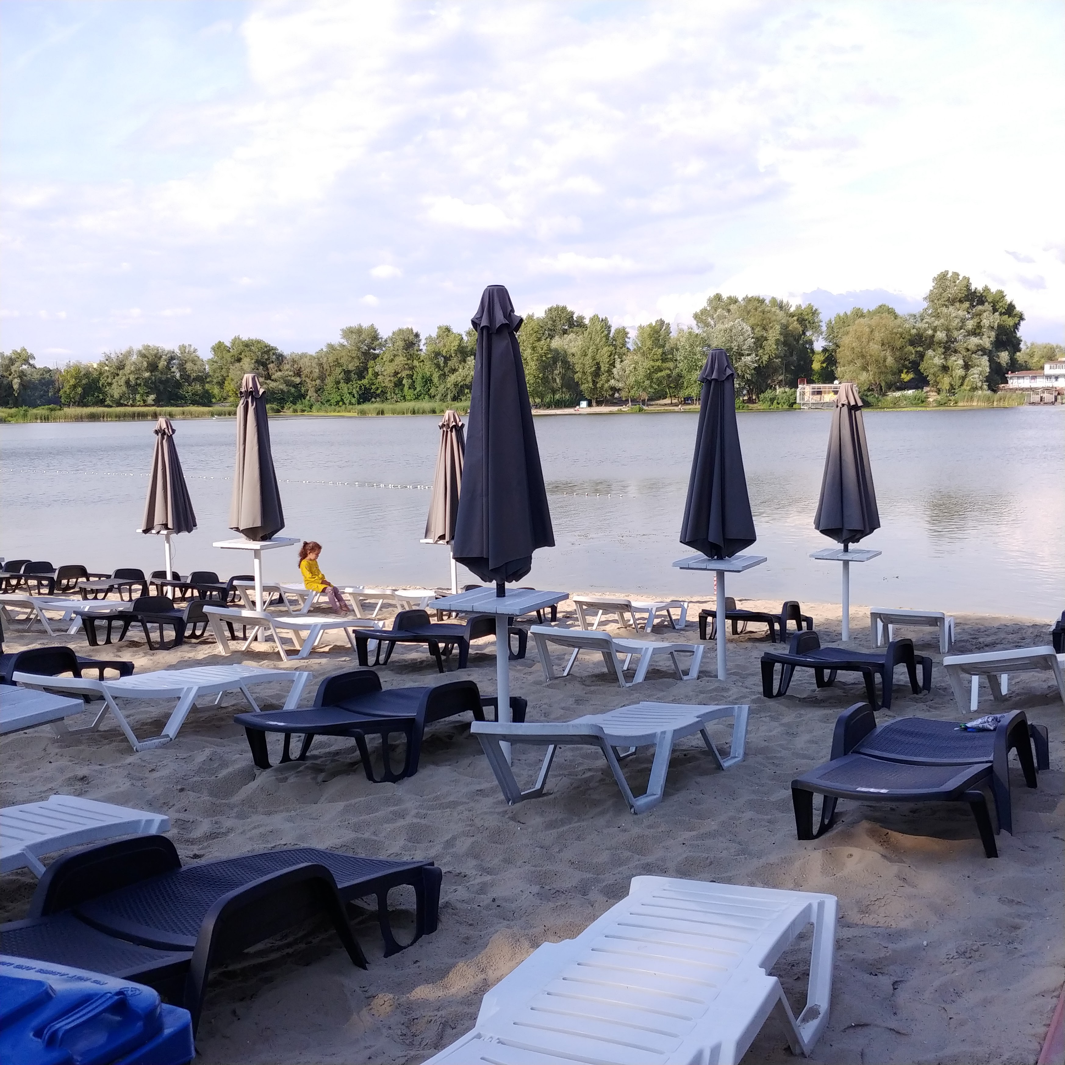 Galera Resort - Ресторан на воді image 3