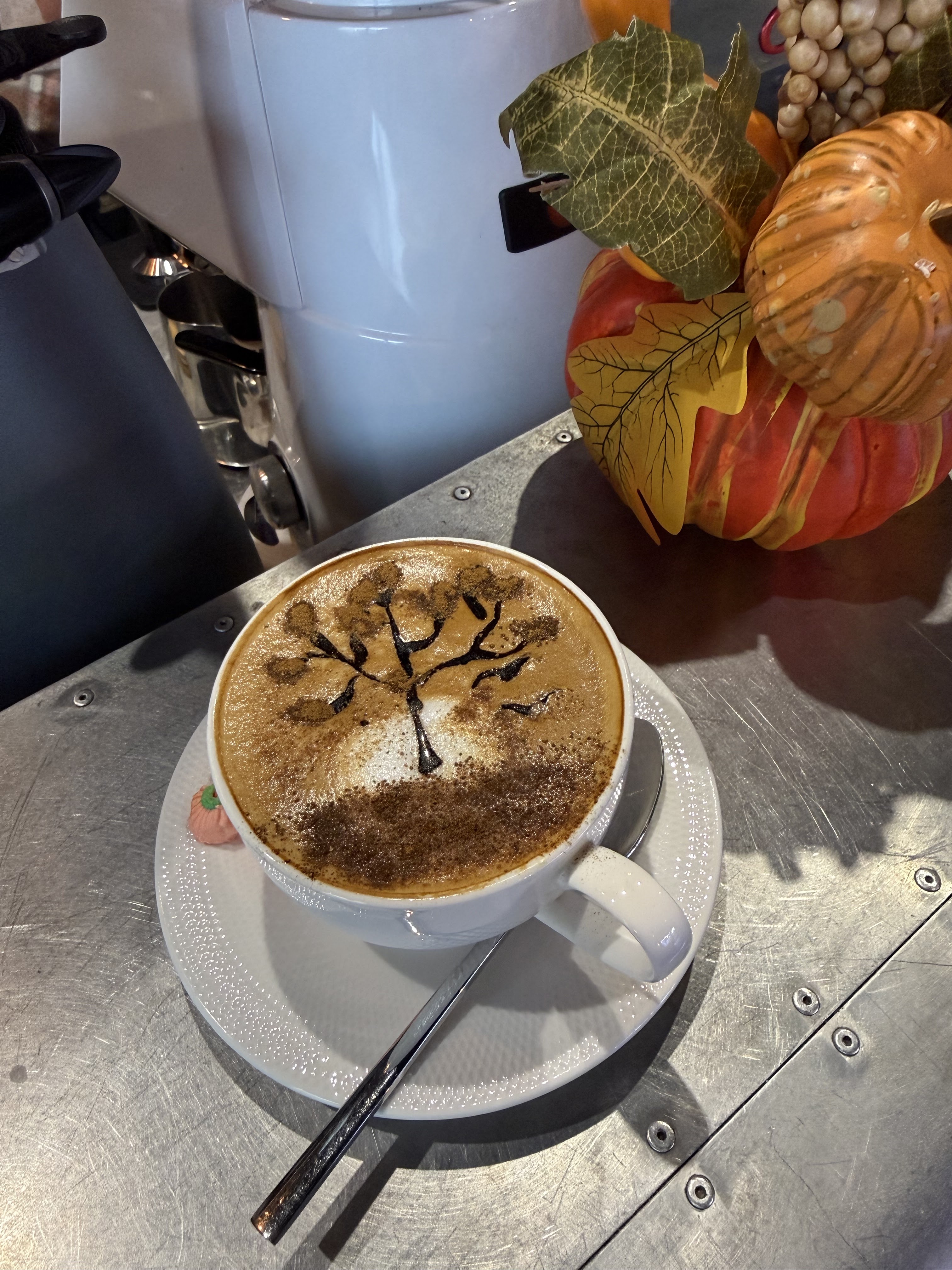 Lotus ресторан image 2